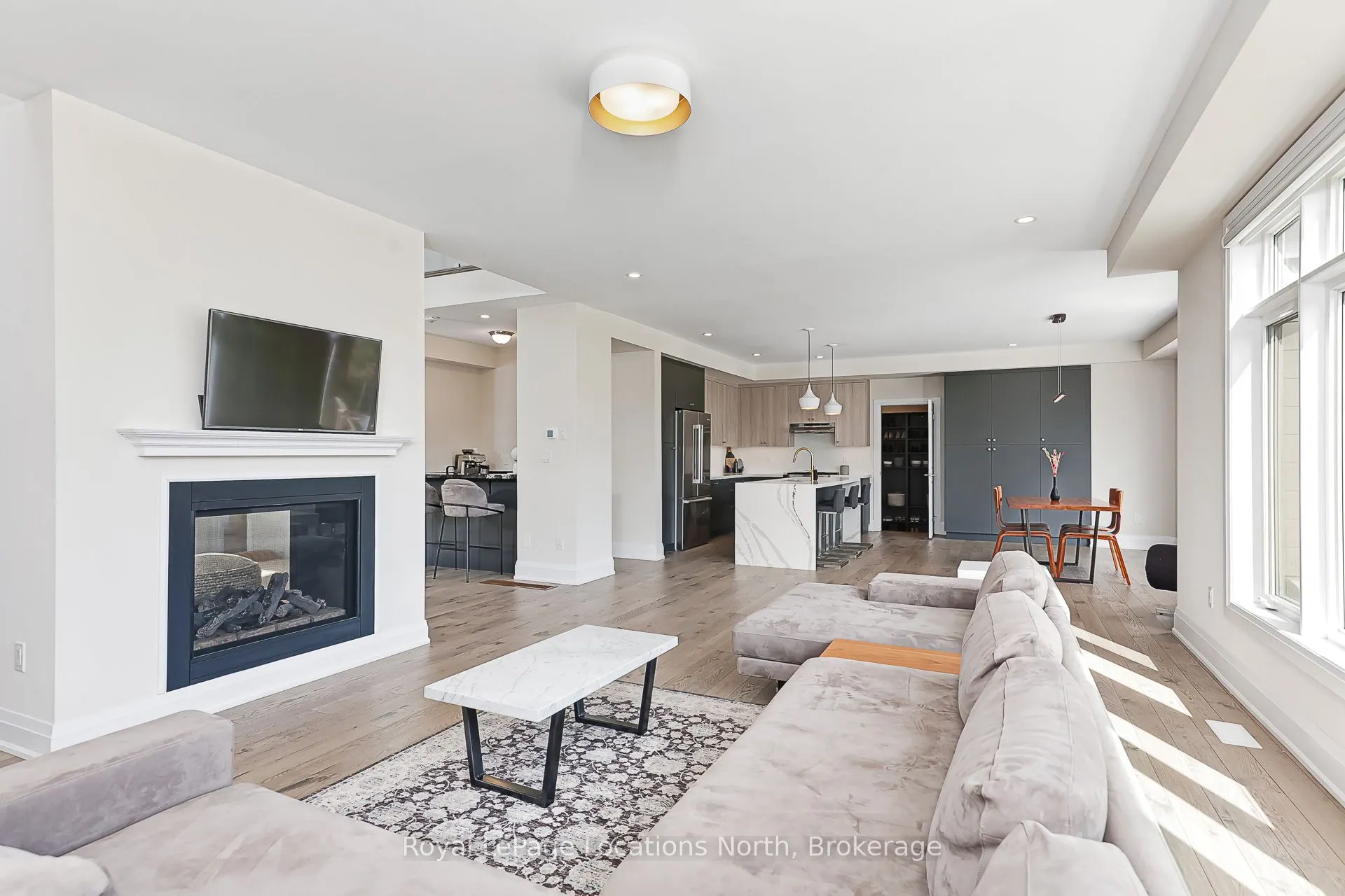 143 Springside Crescent