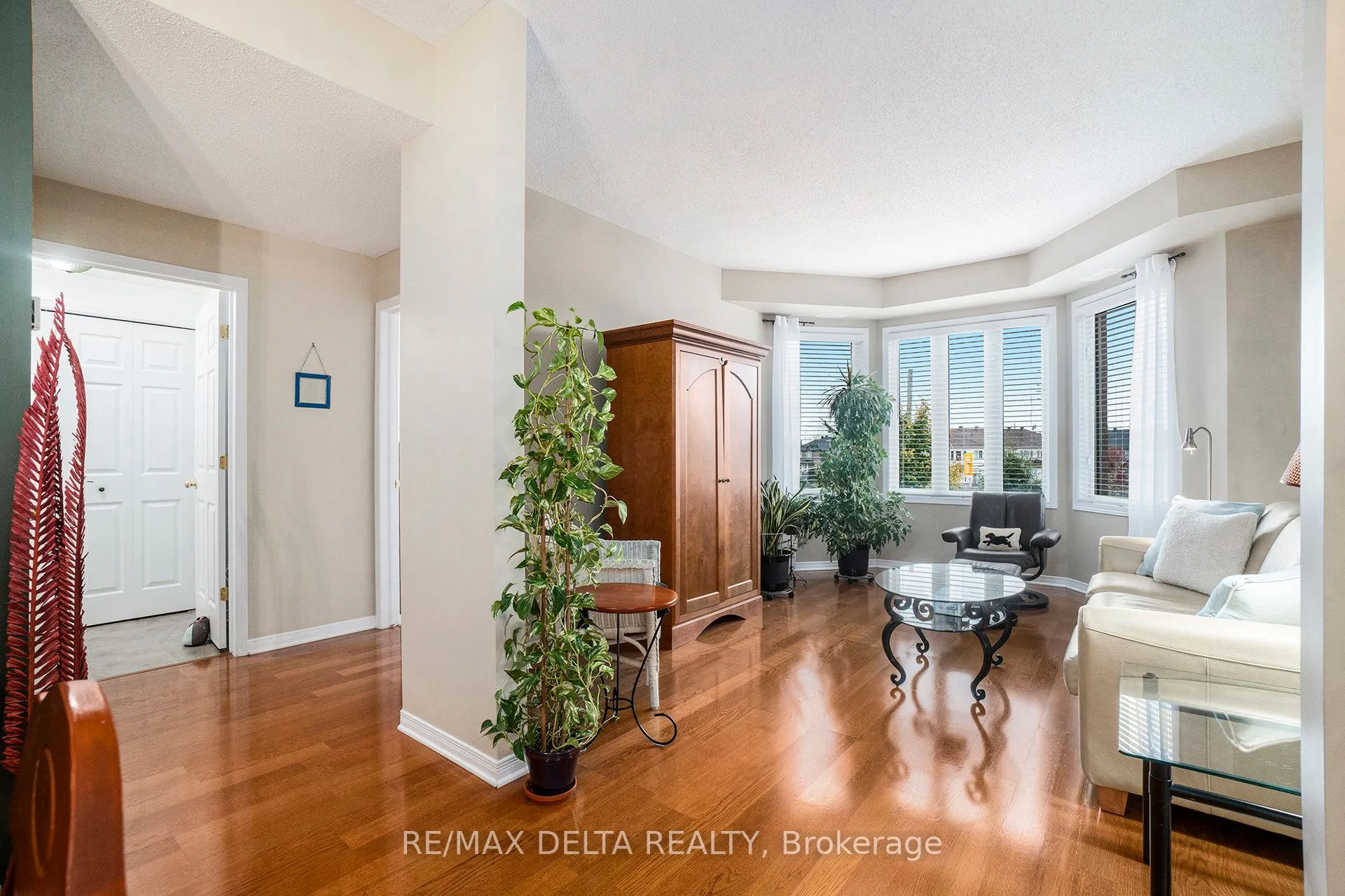 2086 Valin Street, #6