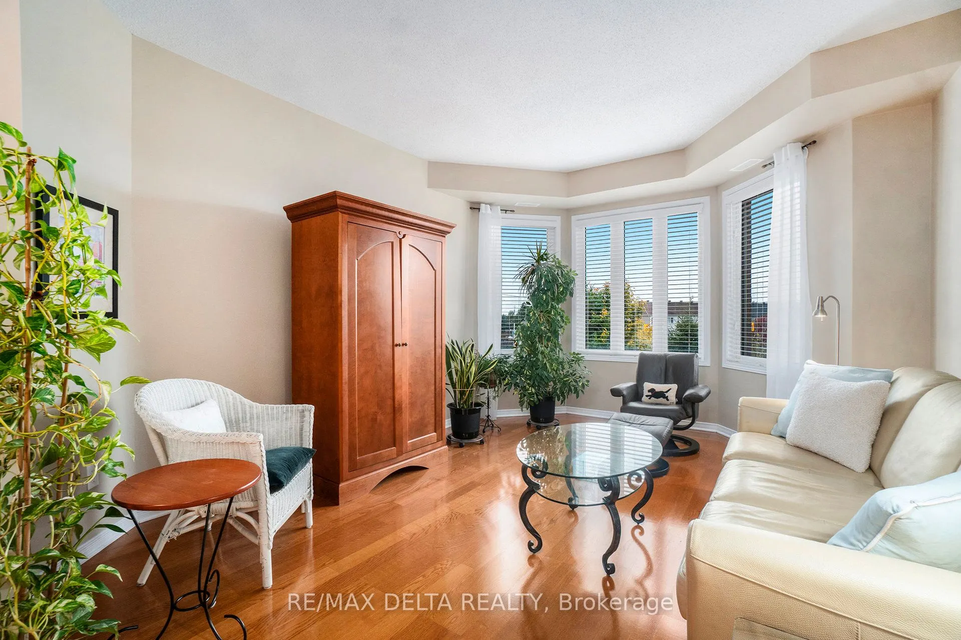 2086 Valin Street, #6