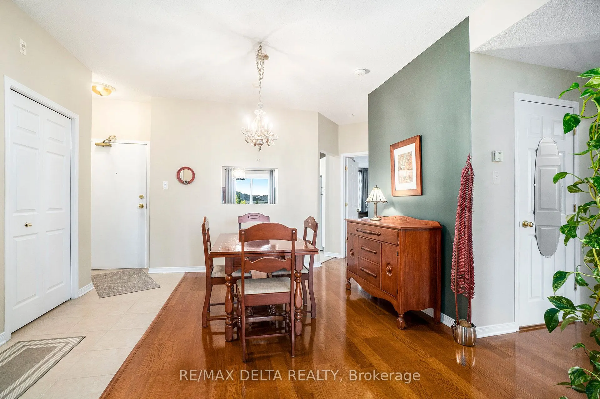 2086 Valin Street, #6