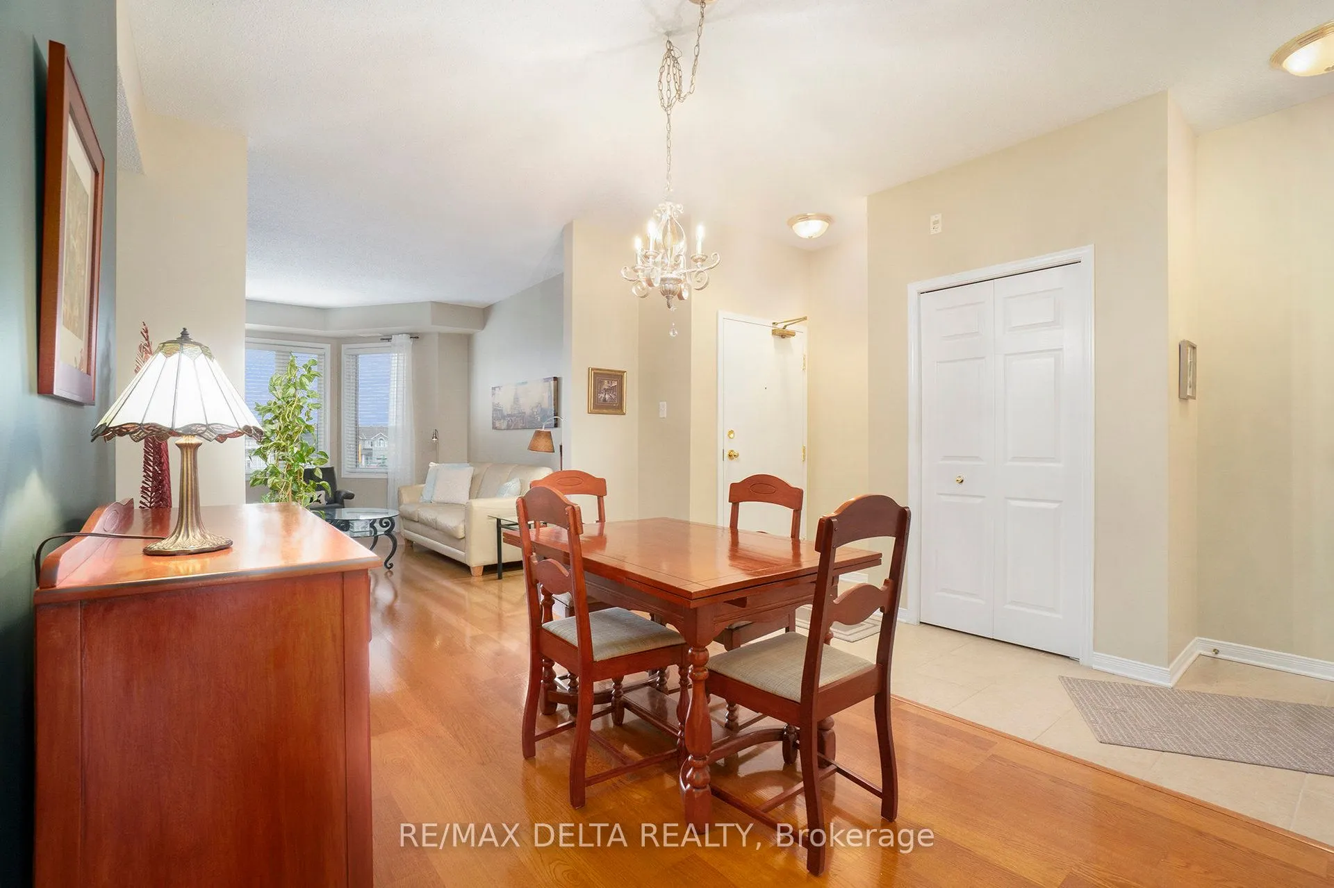2086 Valin Street, #6