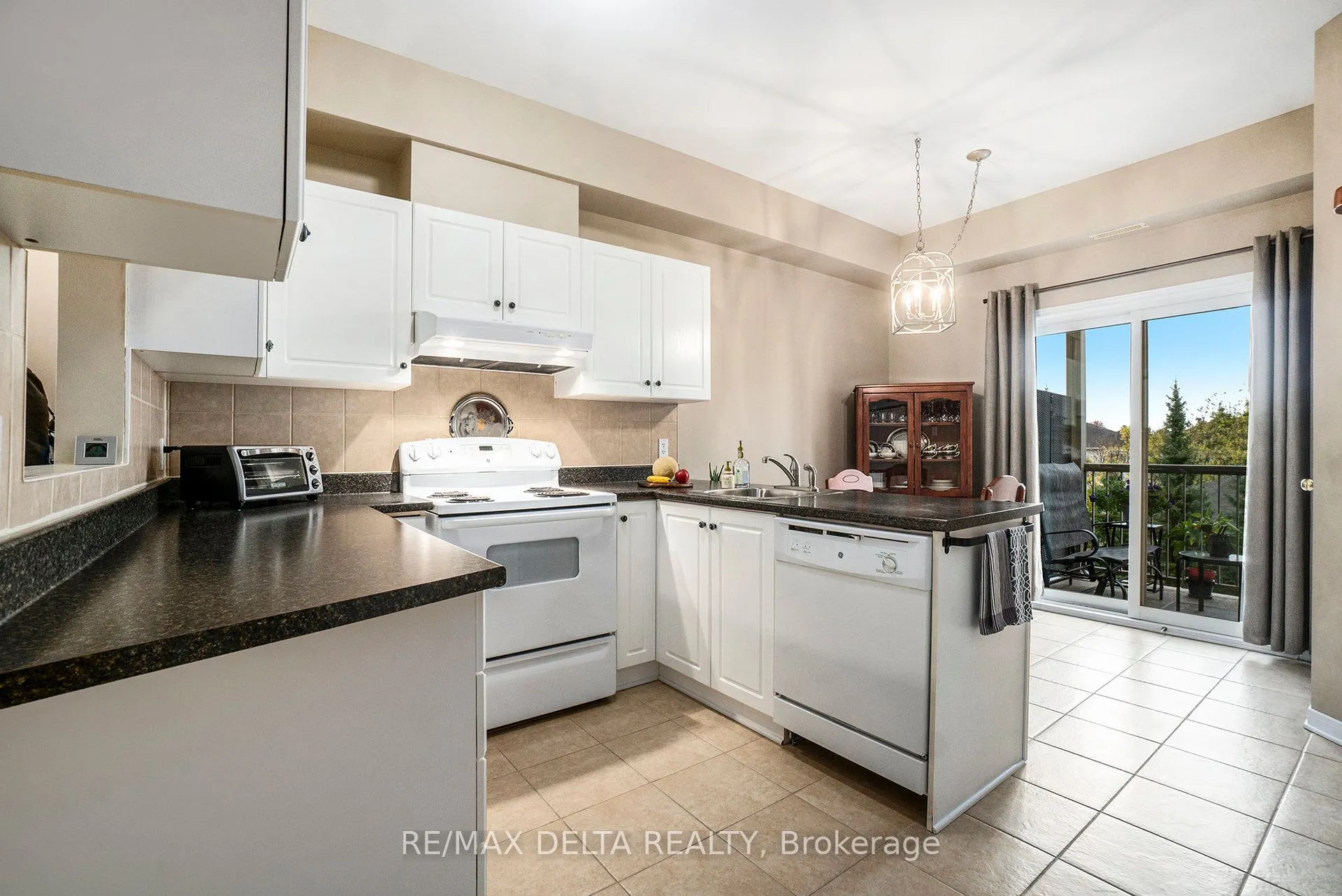 2086 Valin Street, #6