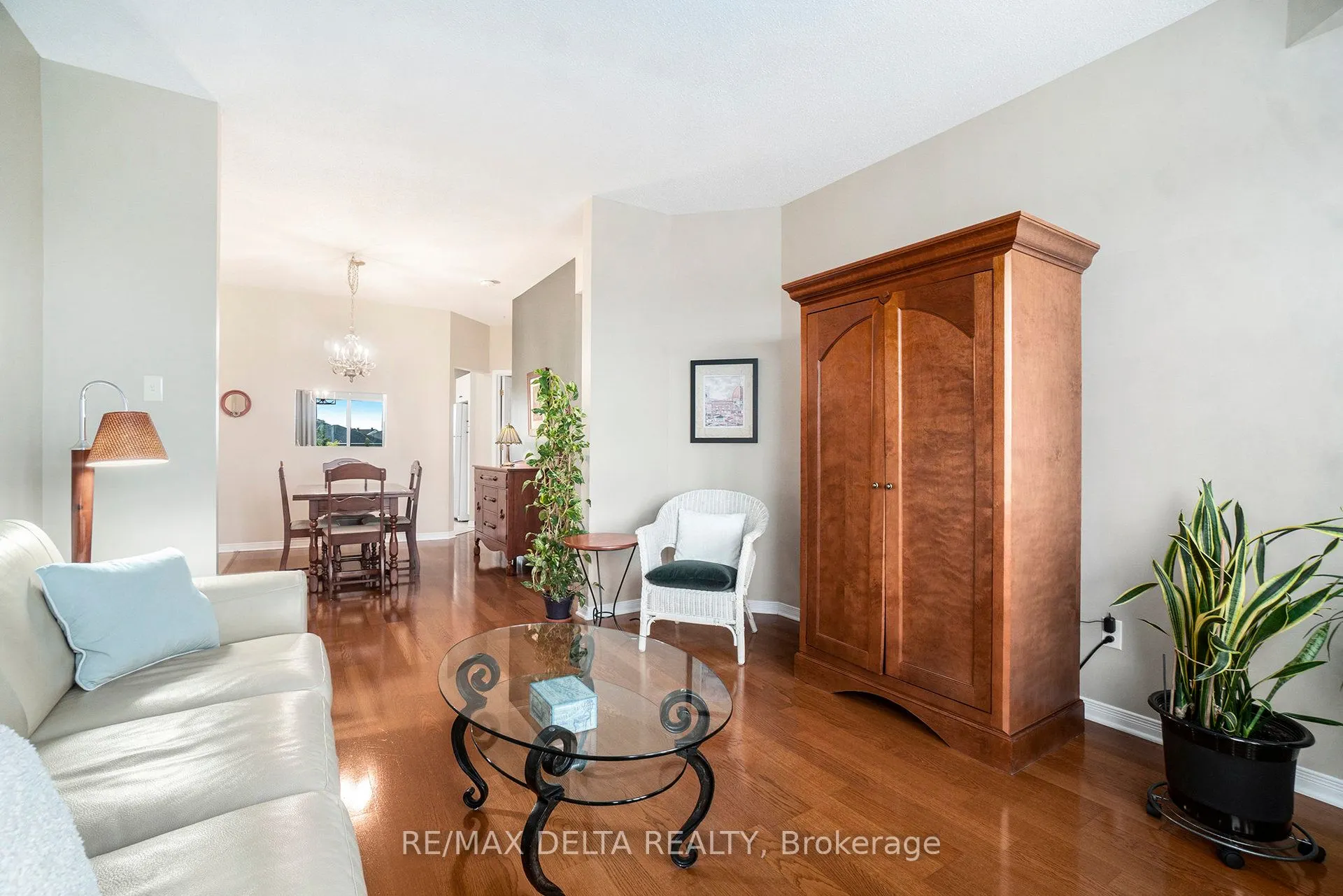 2086 Valin Street, #6