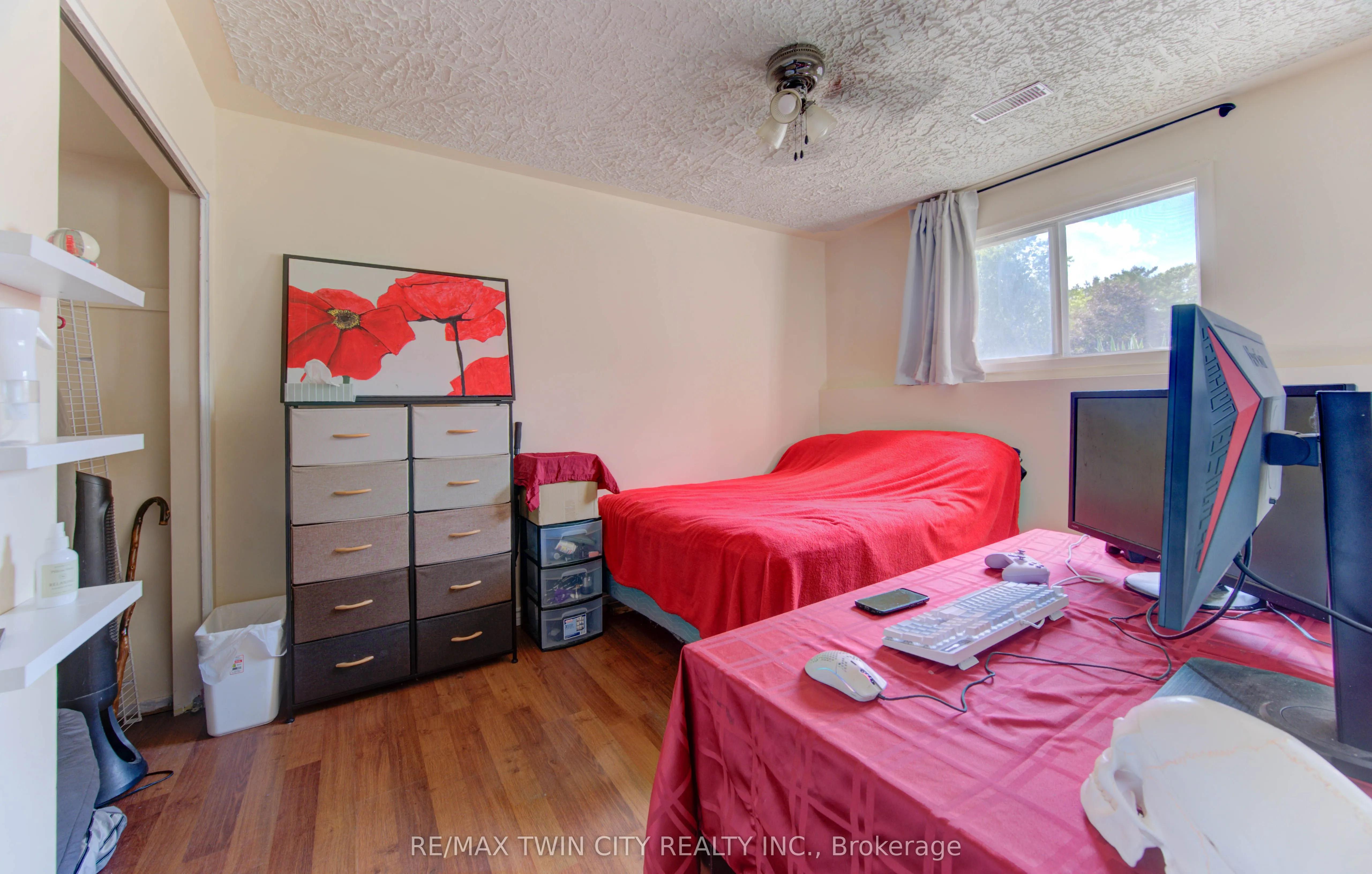 320 Country Hill Drive