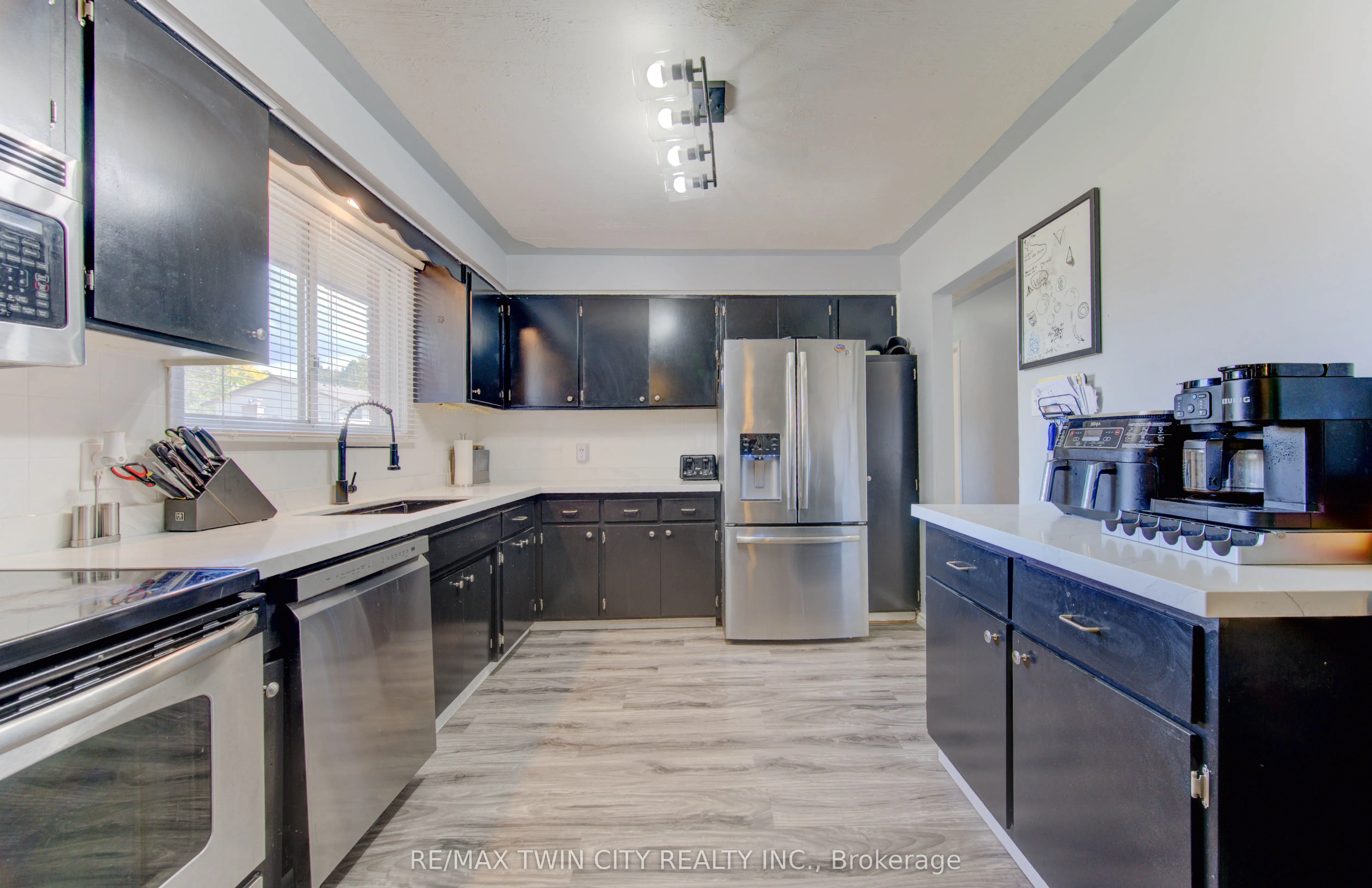 320 Country Hill Drive