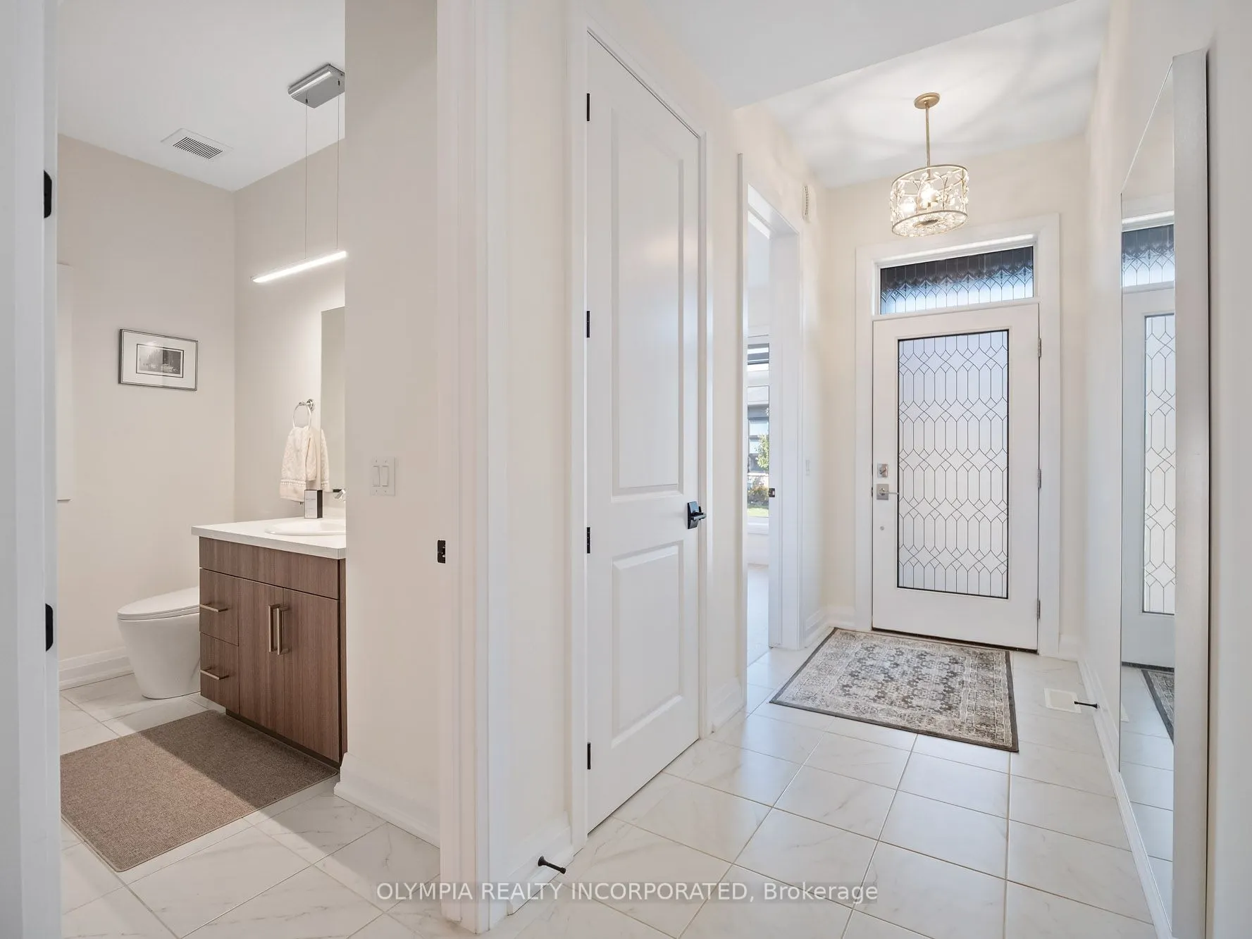 8974 Willoughby Drive, #19