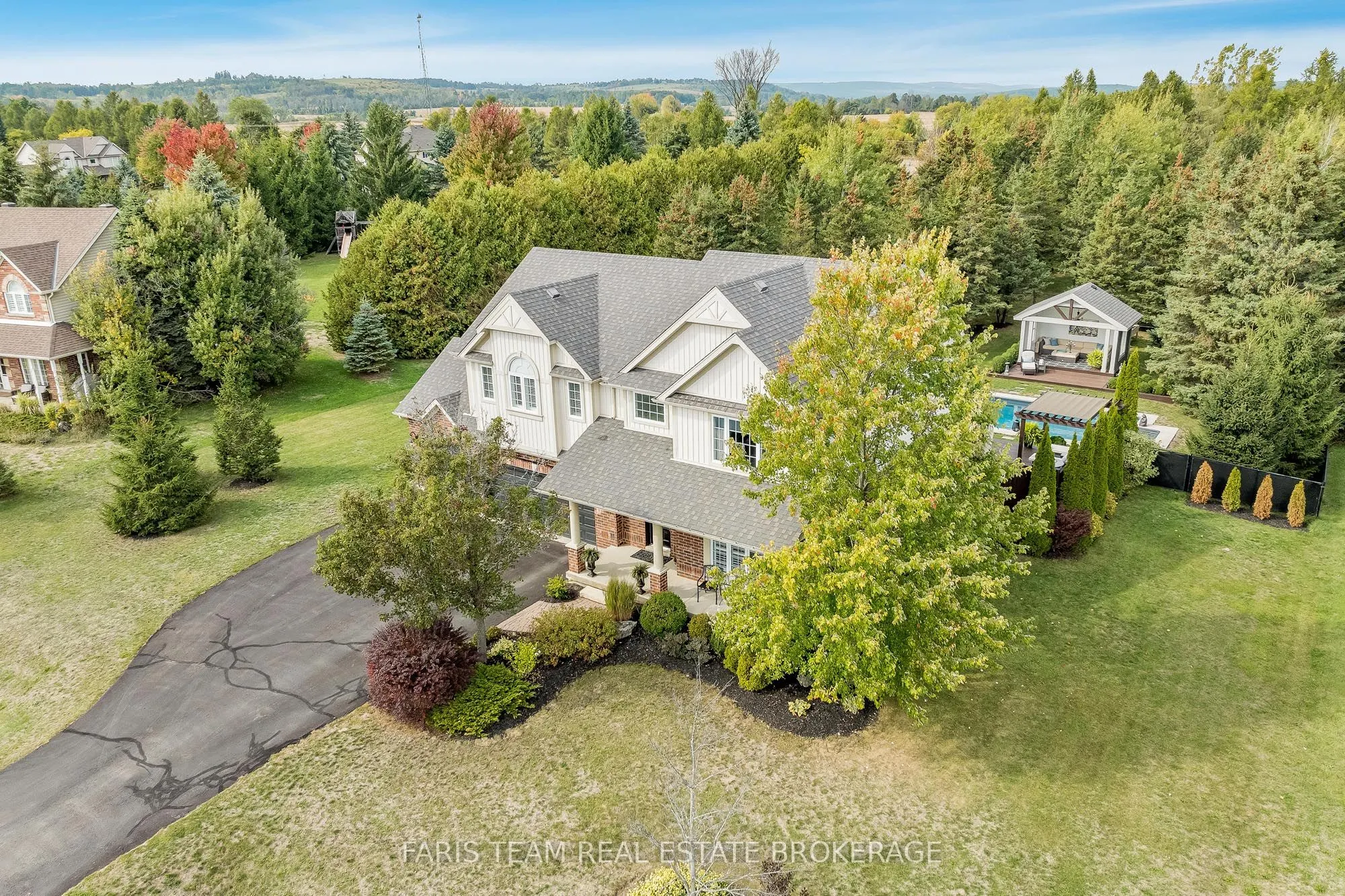 6 Somerville Crescent