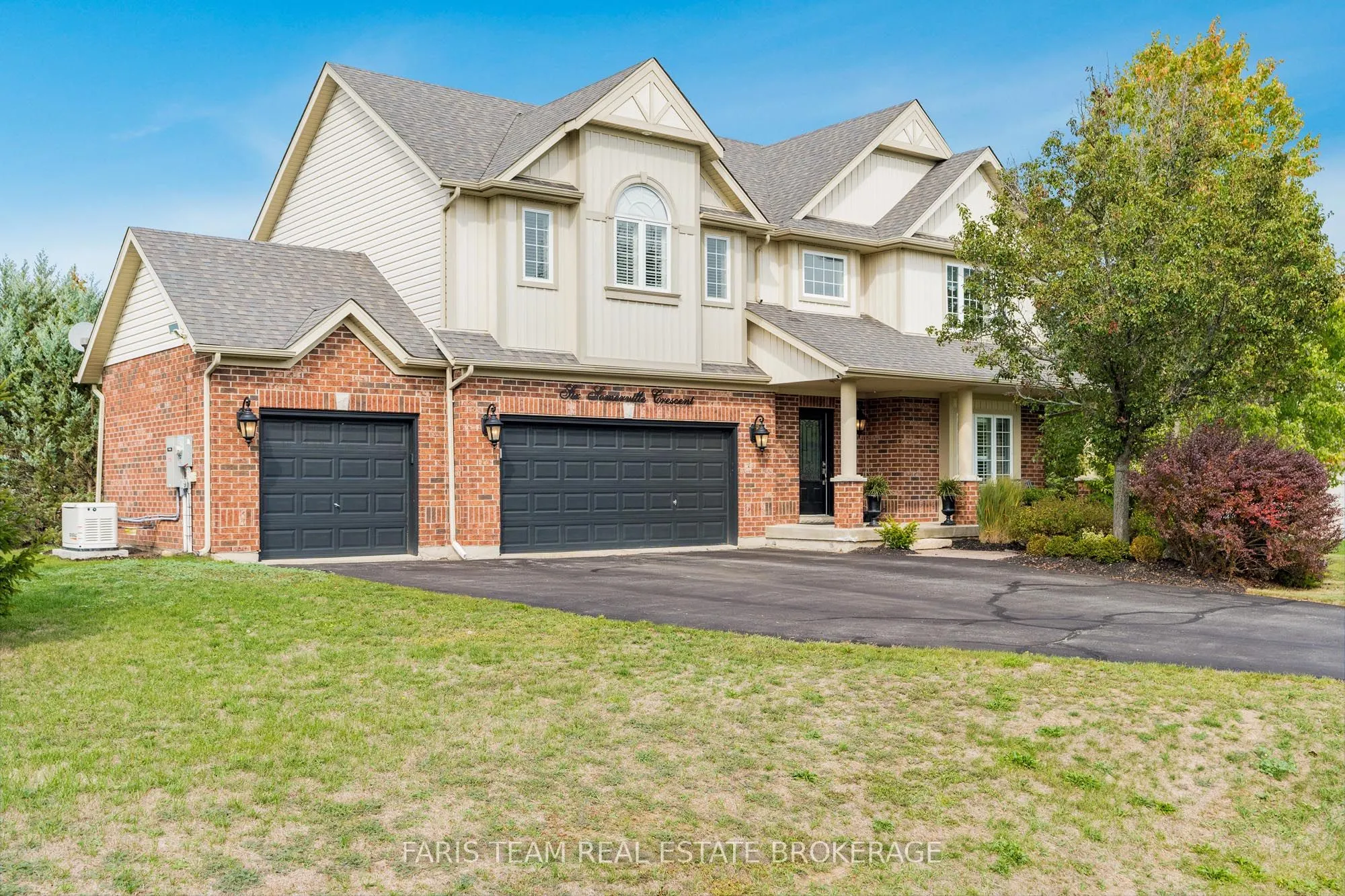6 Somerville Crescent