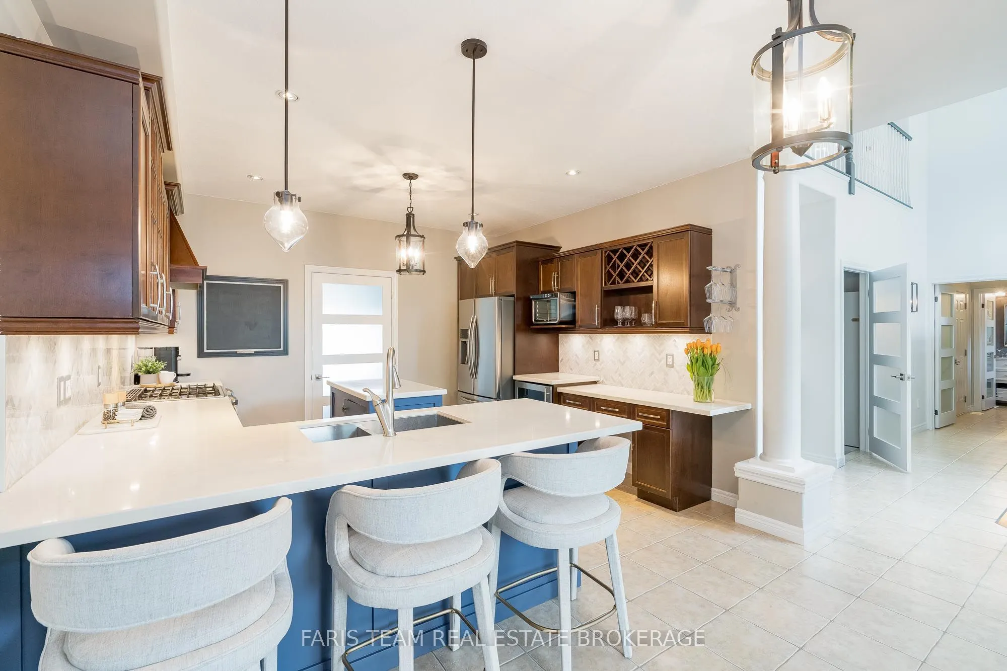 6 Somerville Crescent