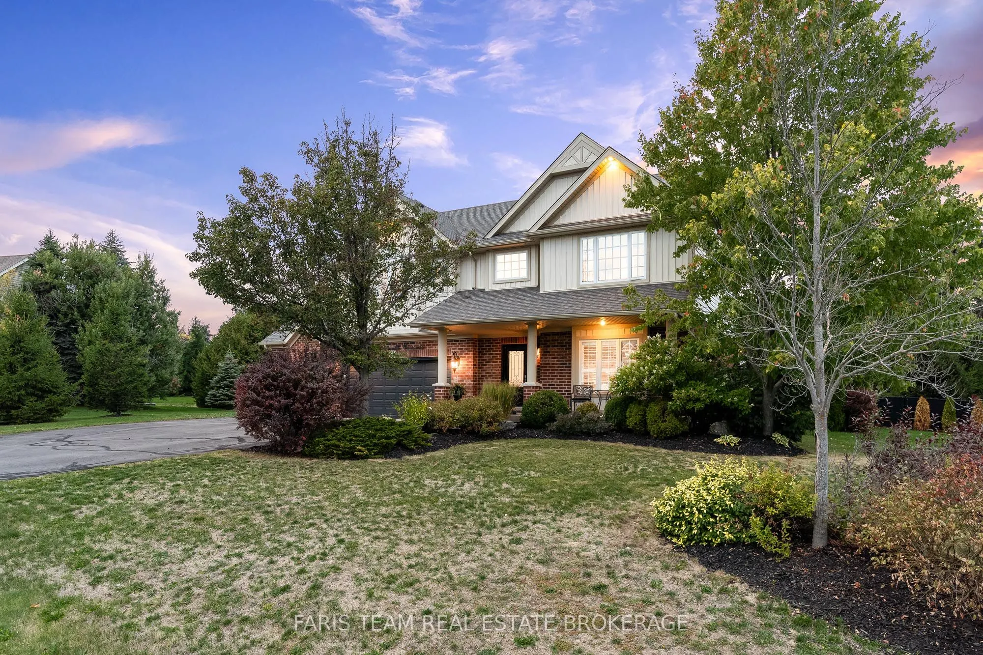 6 Somerville Crescent