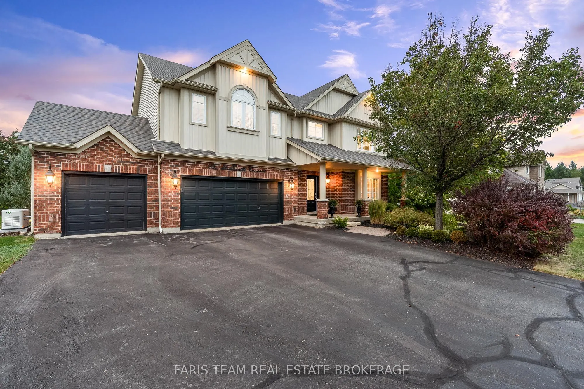 6 Somerville Crescent