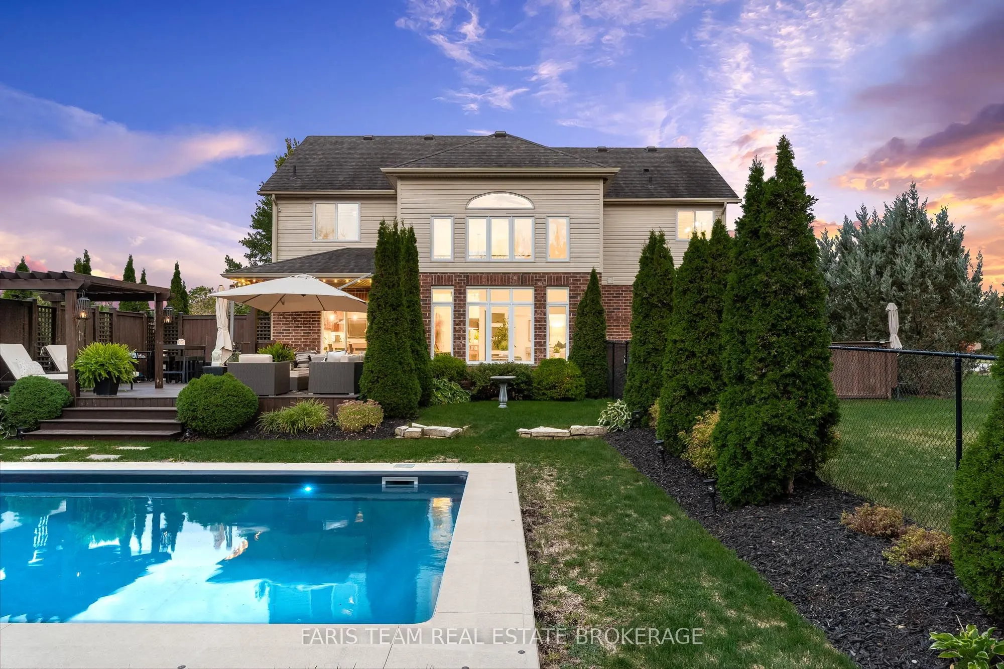 6 Somerville Crescent