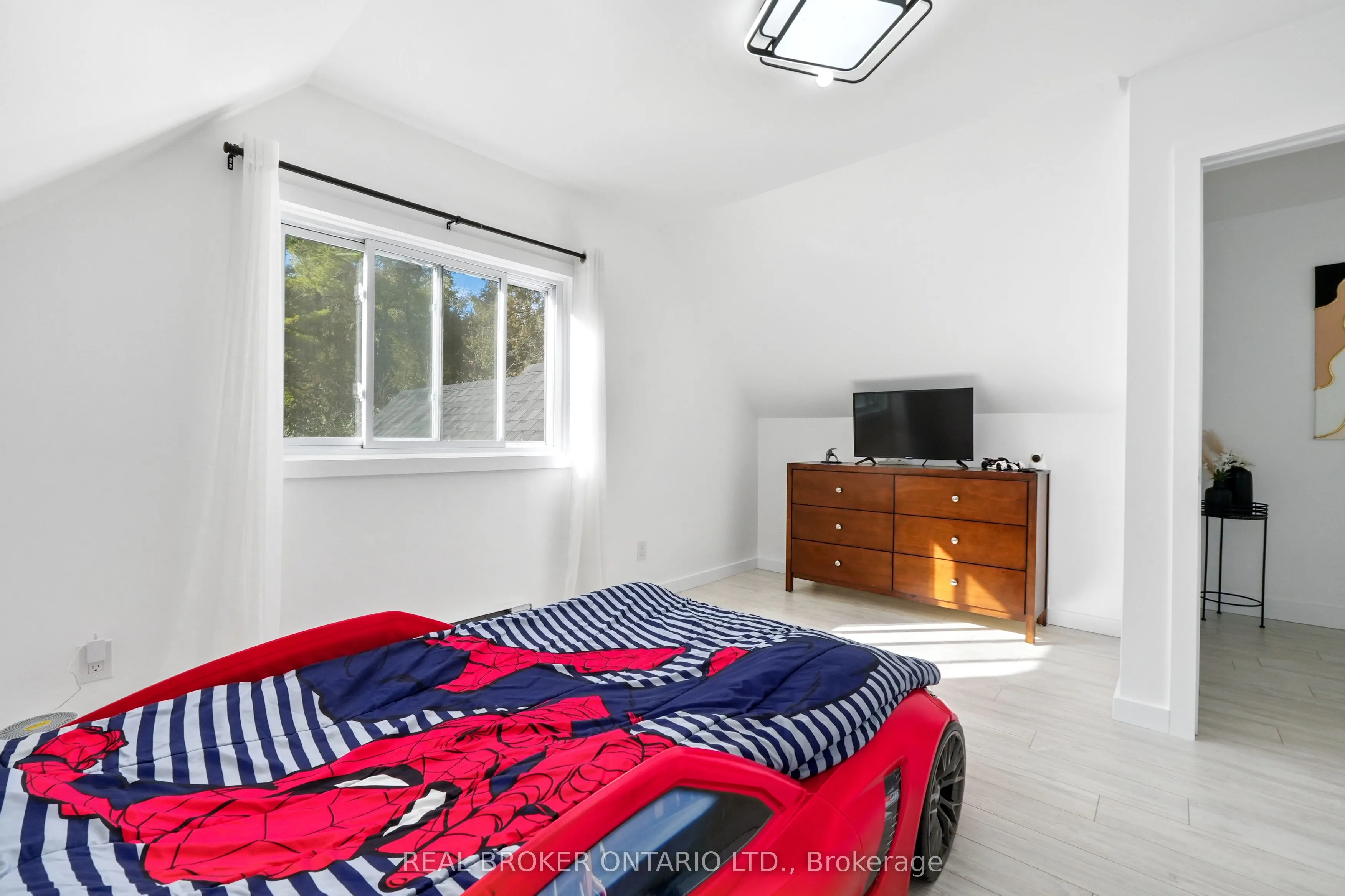 203 Bullis Road
