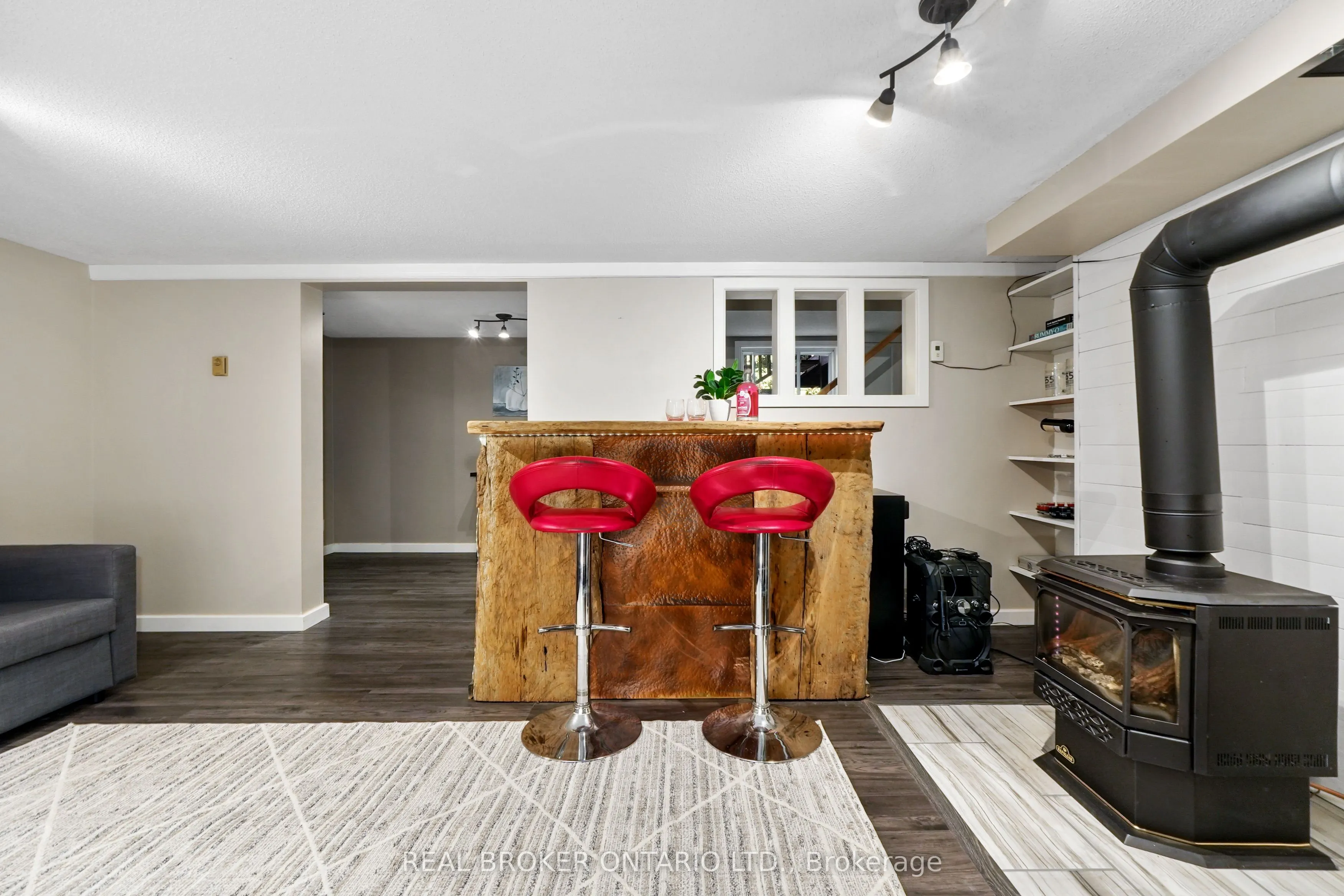 203 Bullis Road