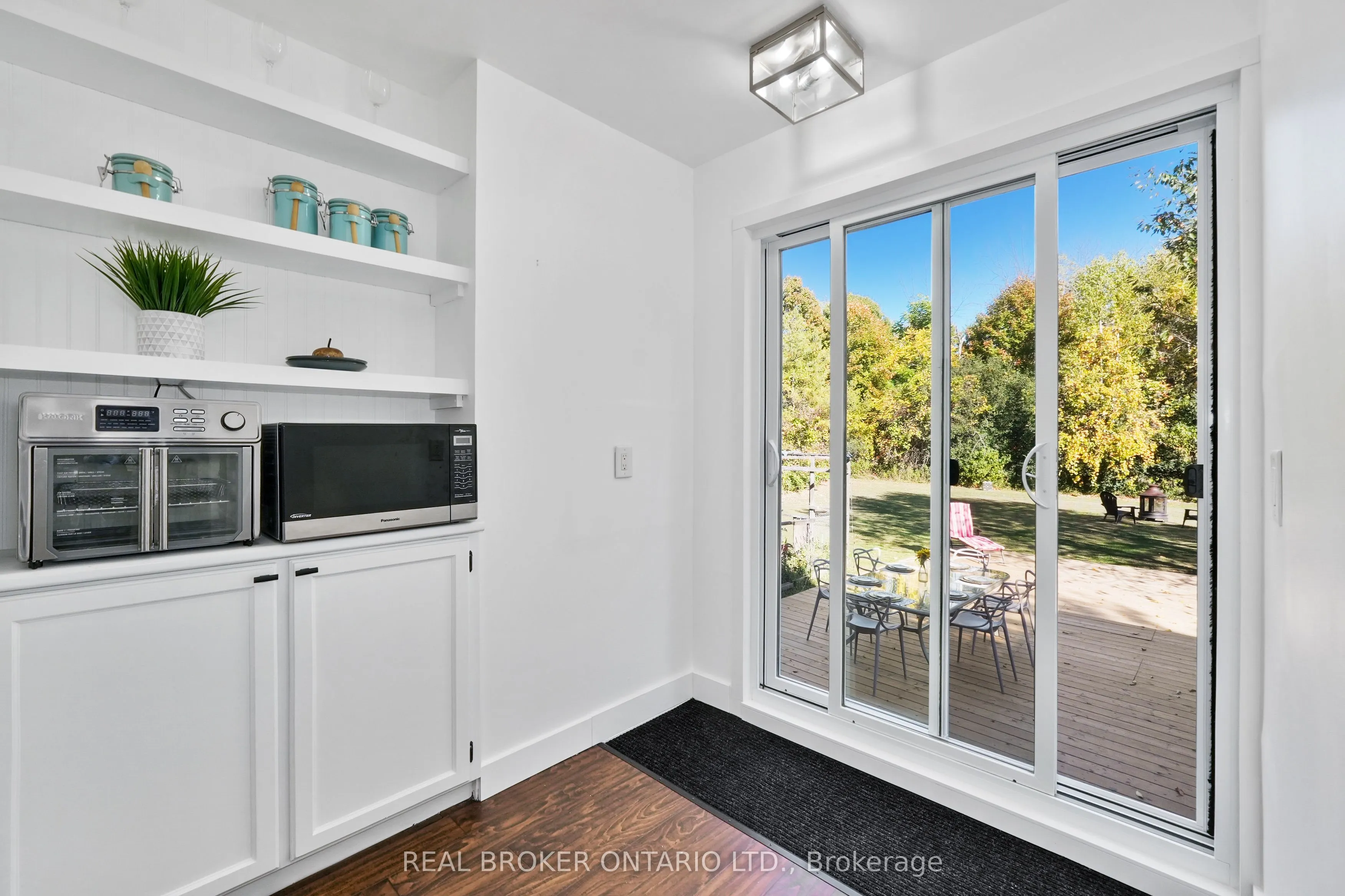 203 Bullis Road