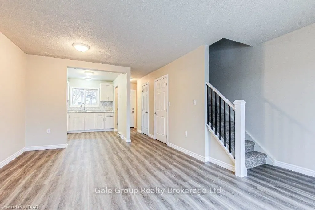 880 James Street, #3