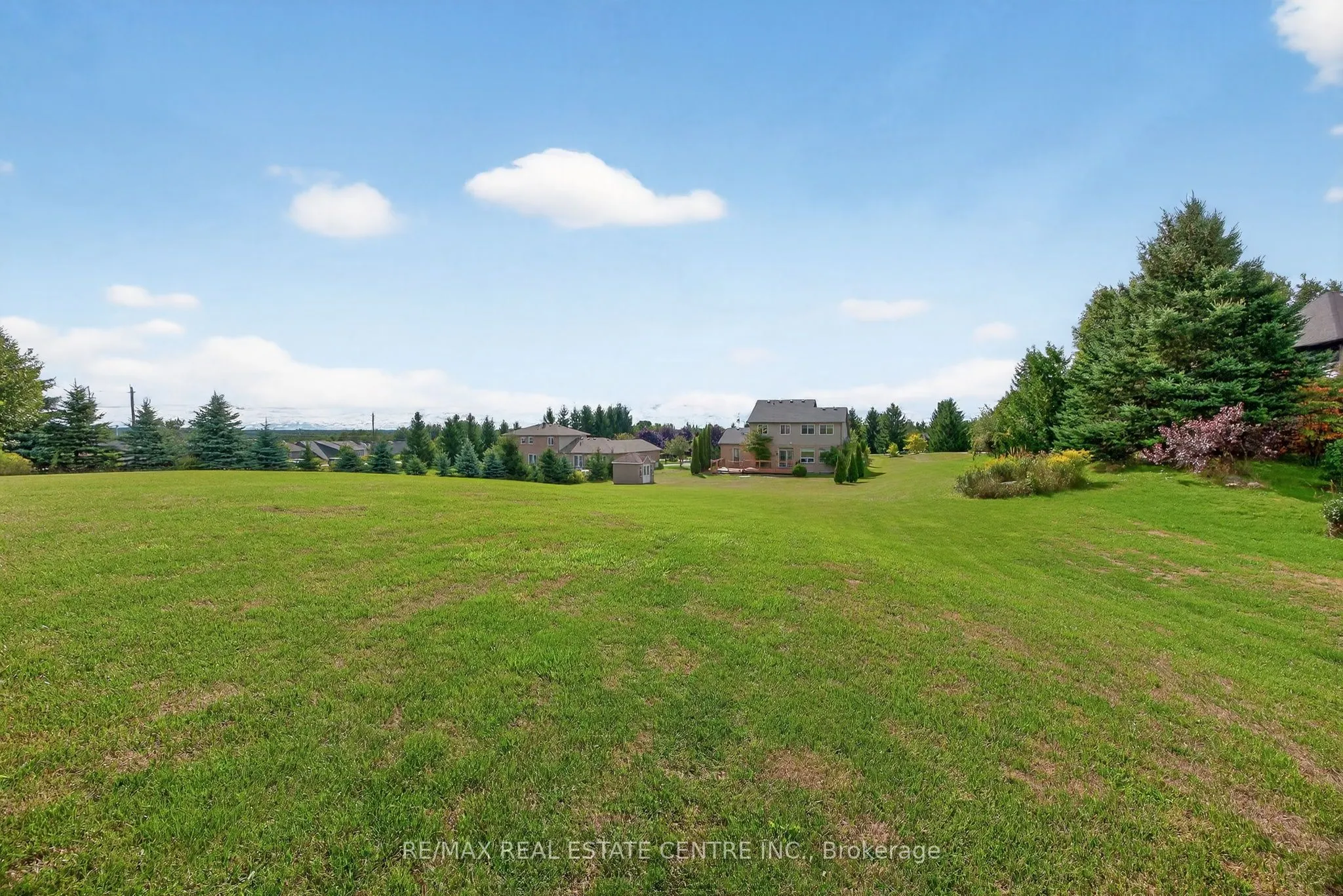 37 Woodland Drive