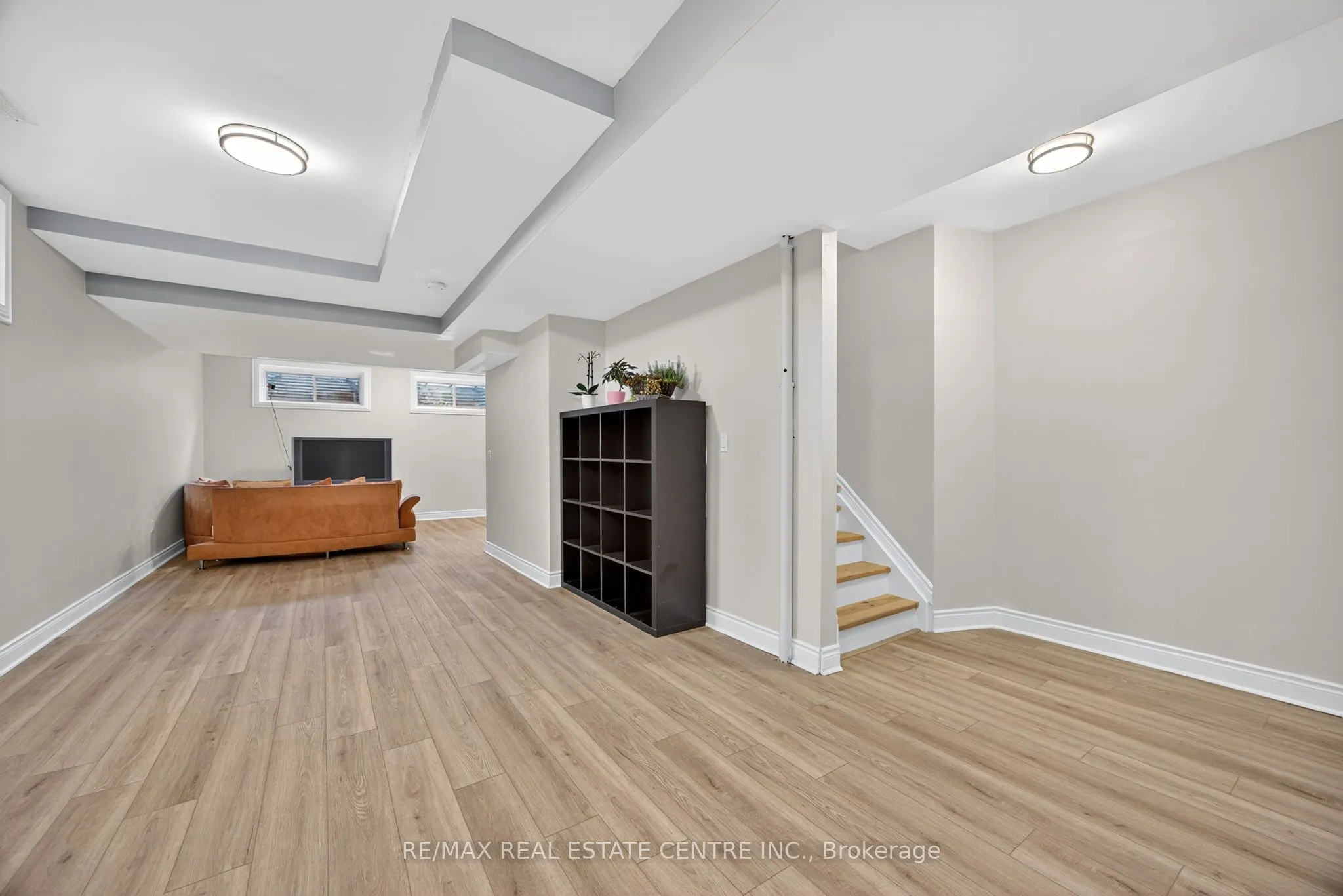 37 Woodland Drive
