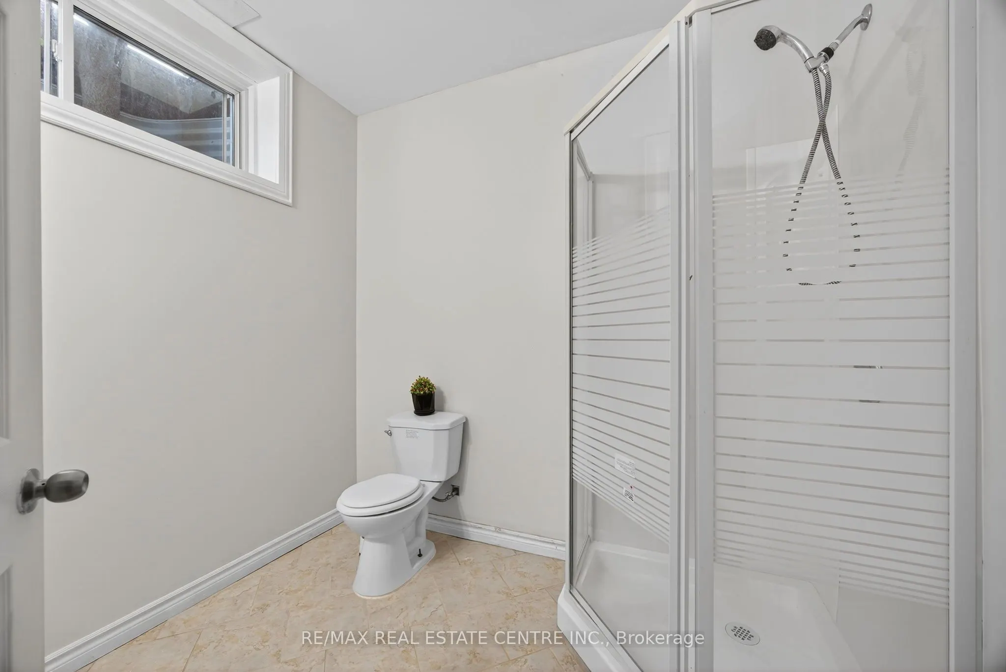 37 Woodland Drive