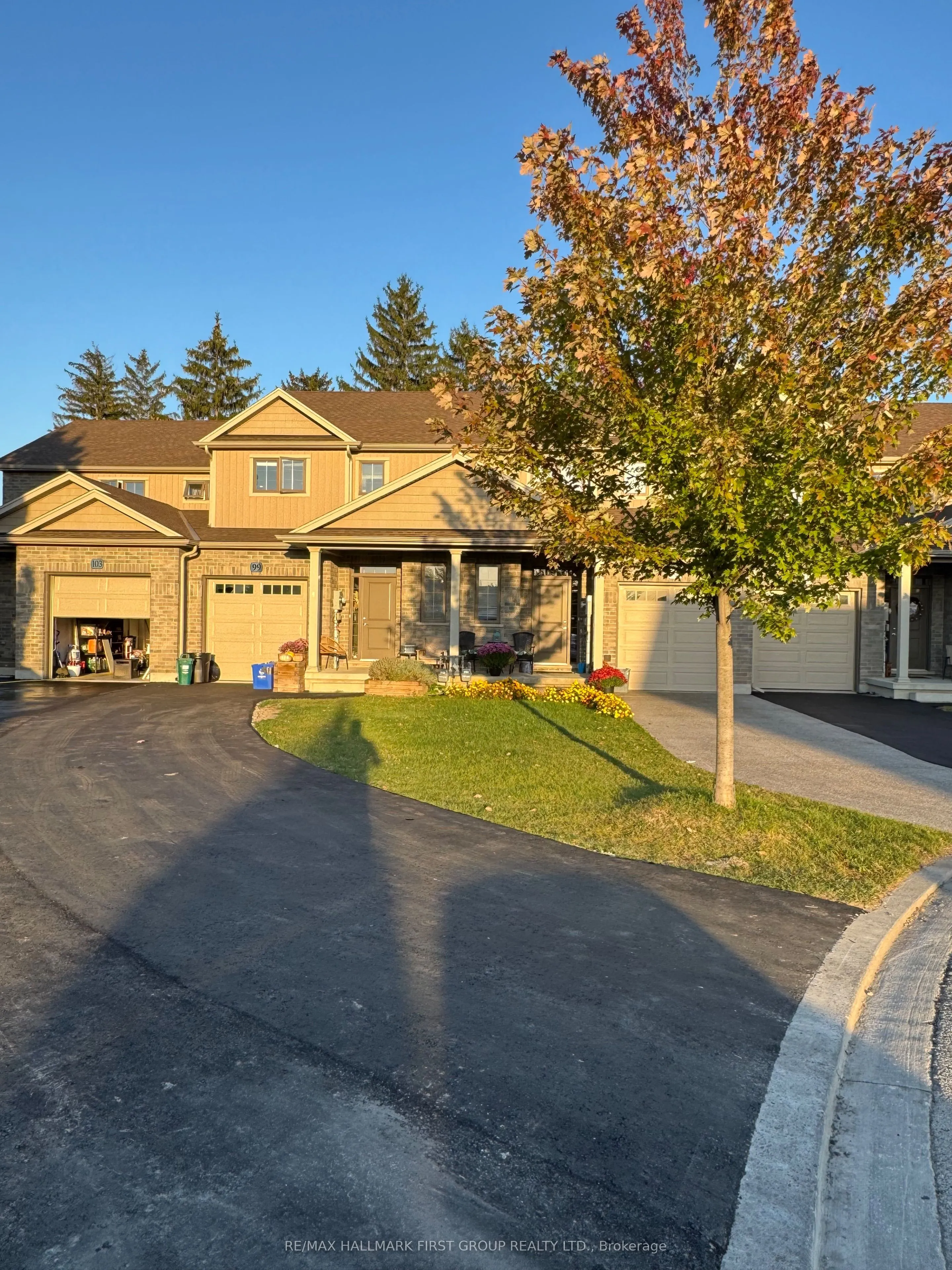99 Manhattan Court