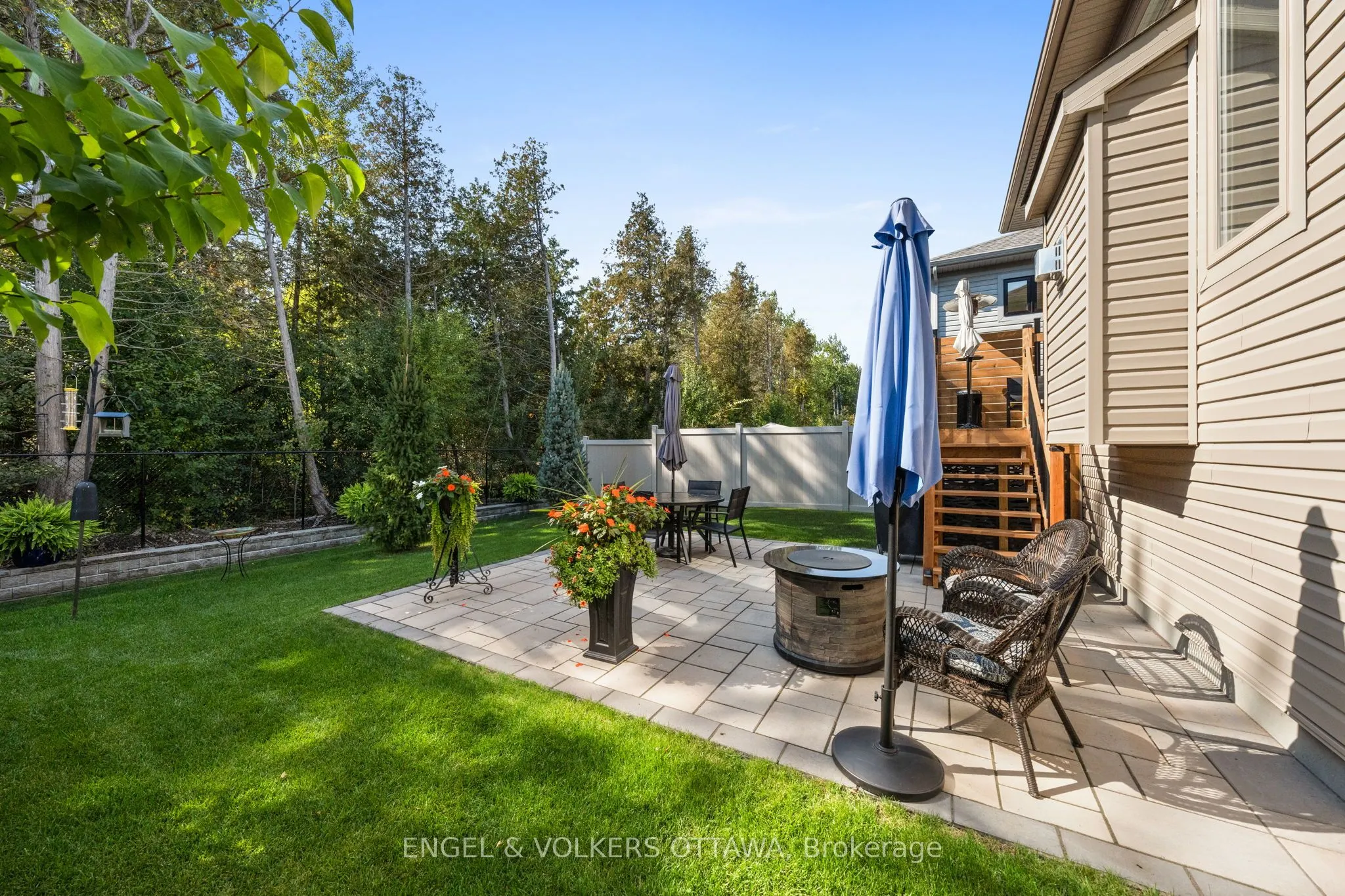 213 Blackhorse Drive