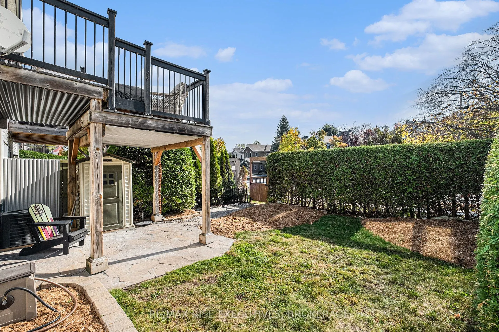 8 Kinmount Private