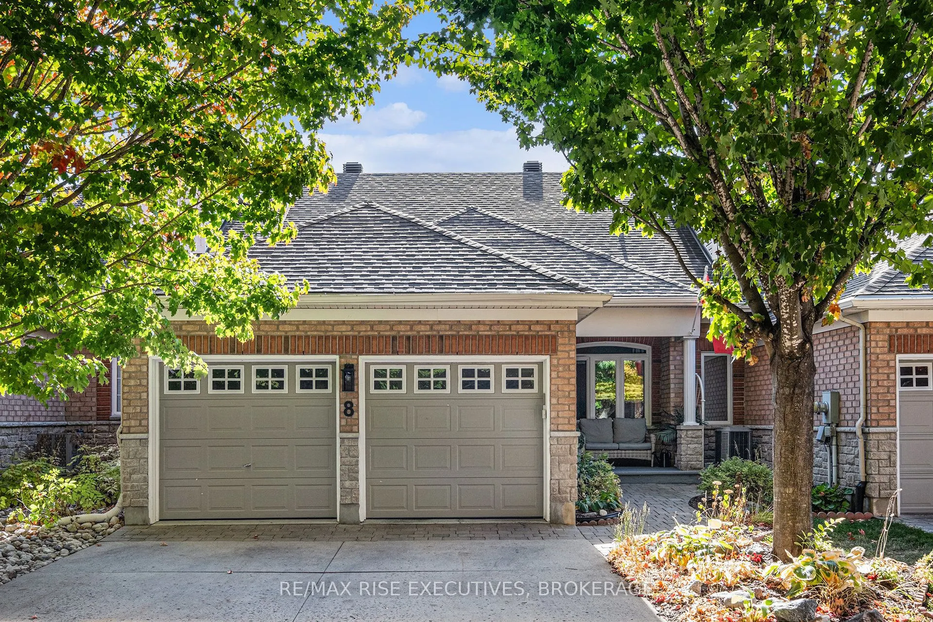 8 Kinmount Private