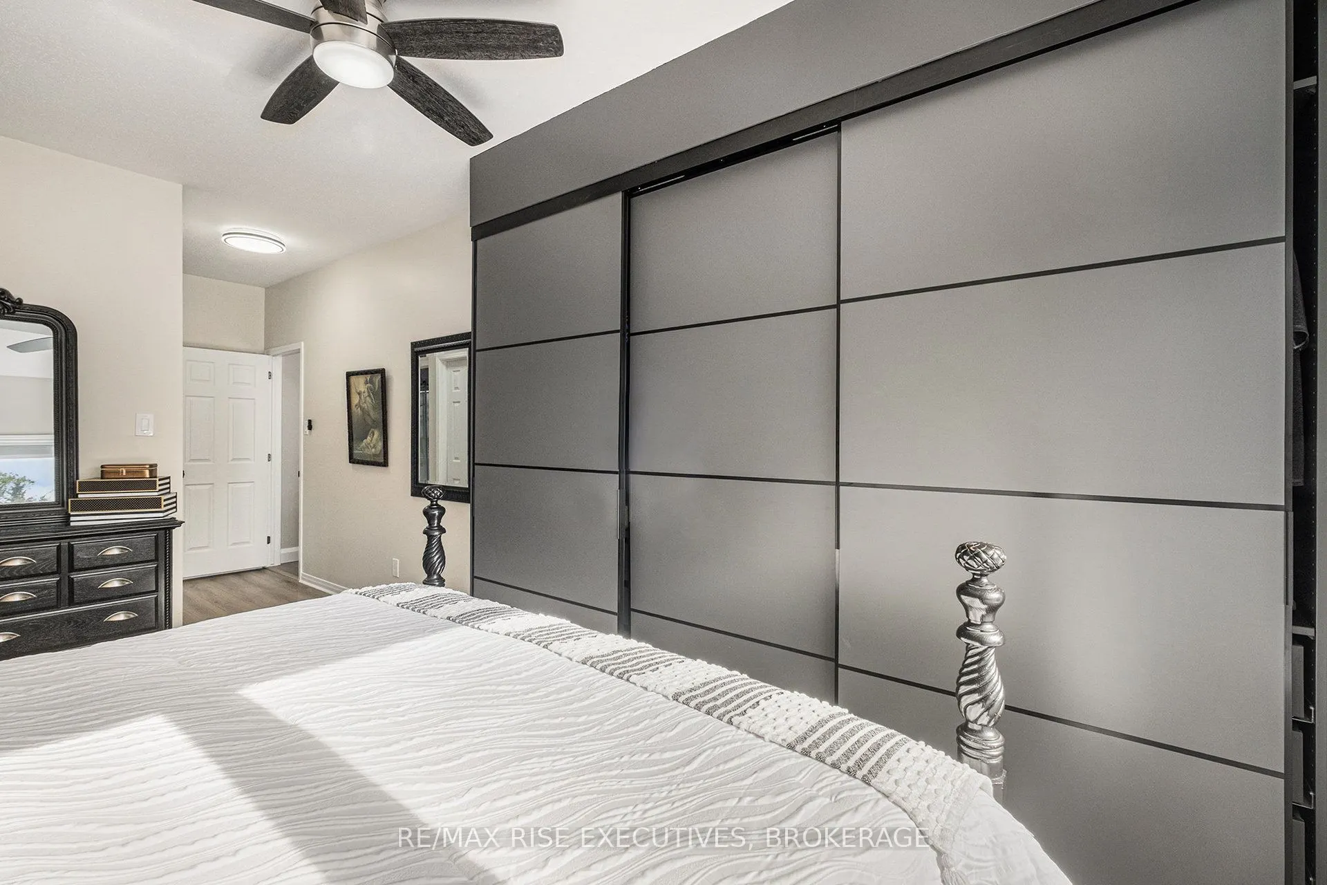 8 Kinmount Private