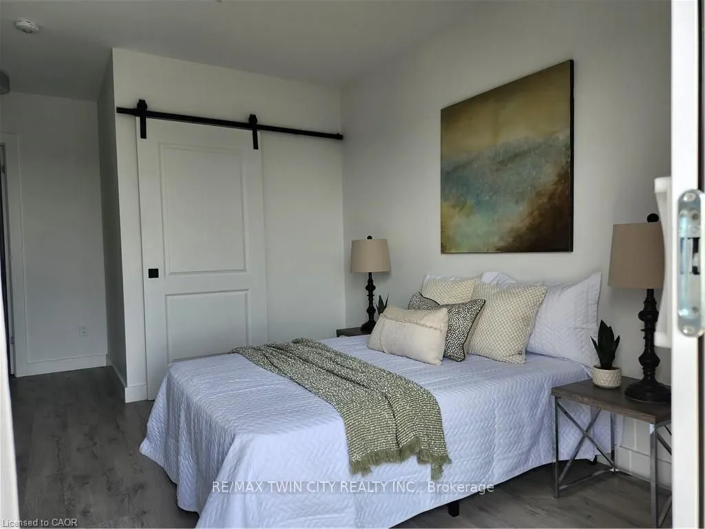 15 Glebe Street, #1211