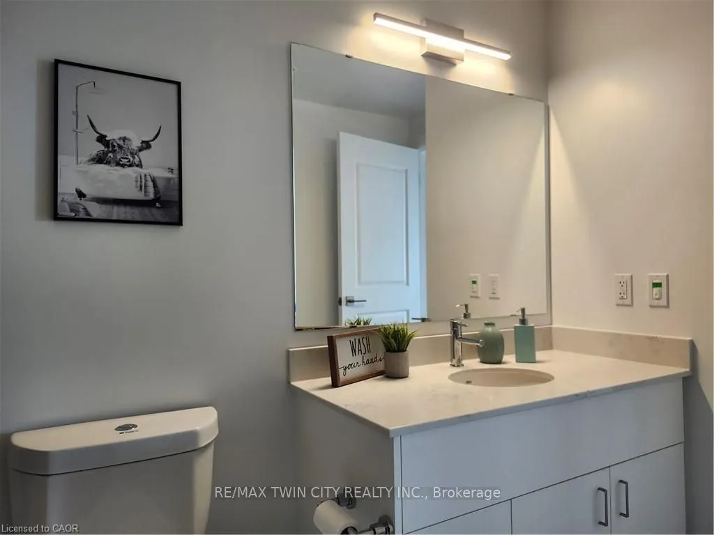 15 Glebe Street, #1211