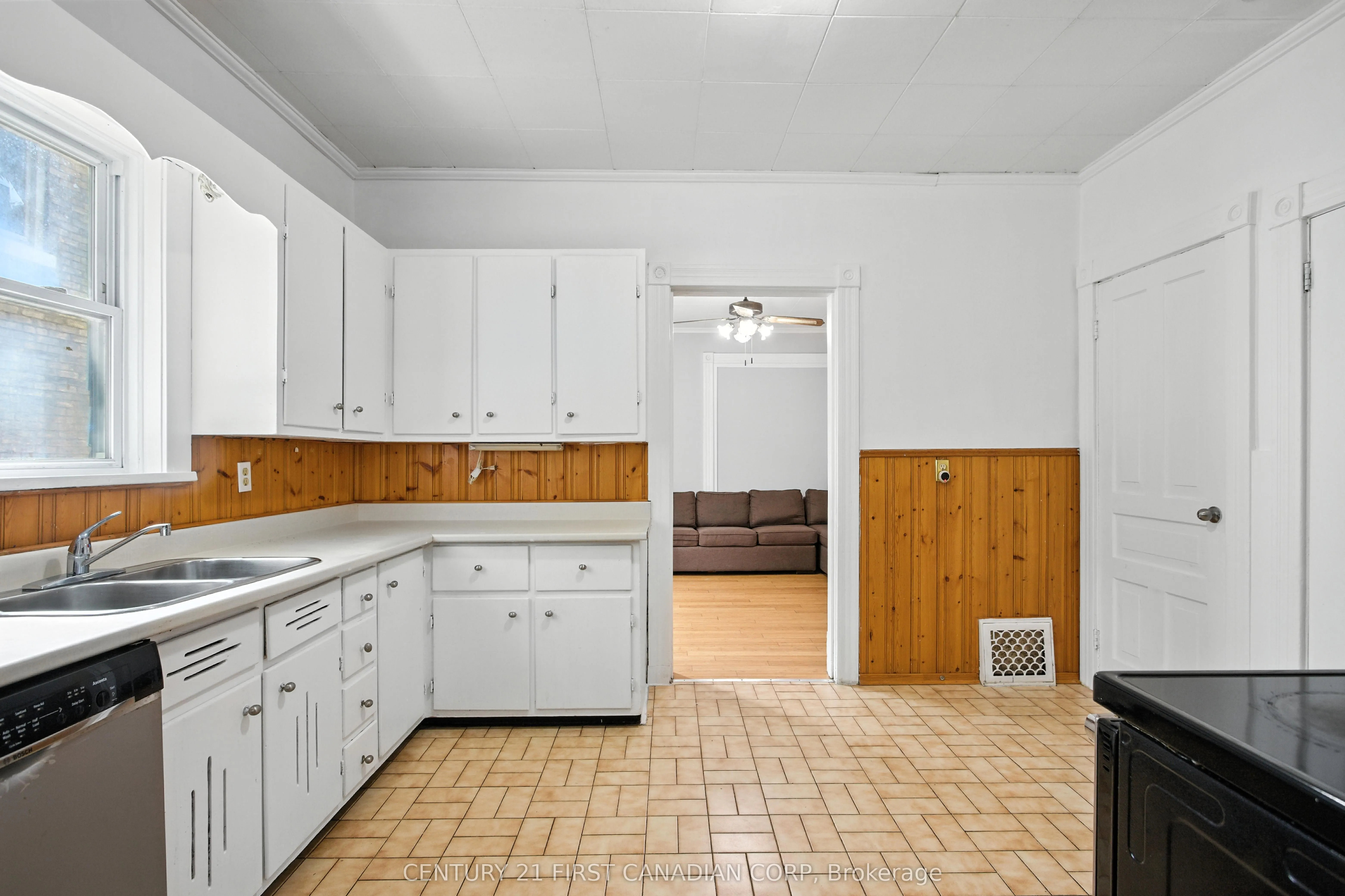111 Wharncliffe Road