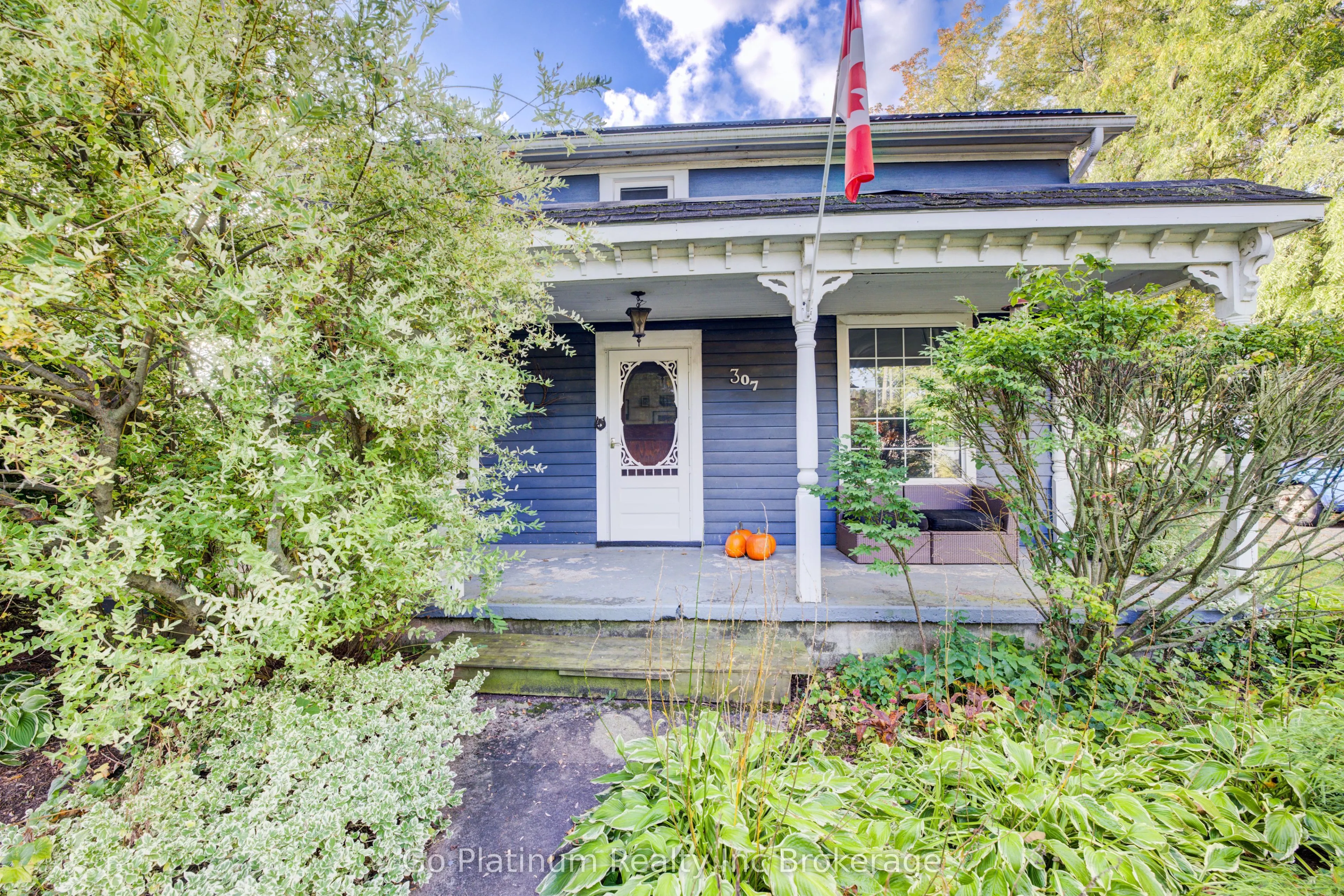 307 Main Street