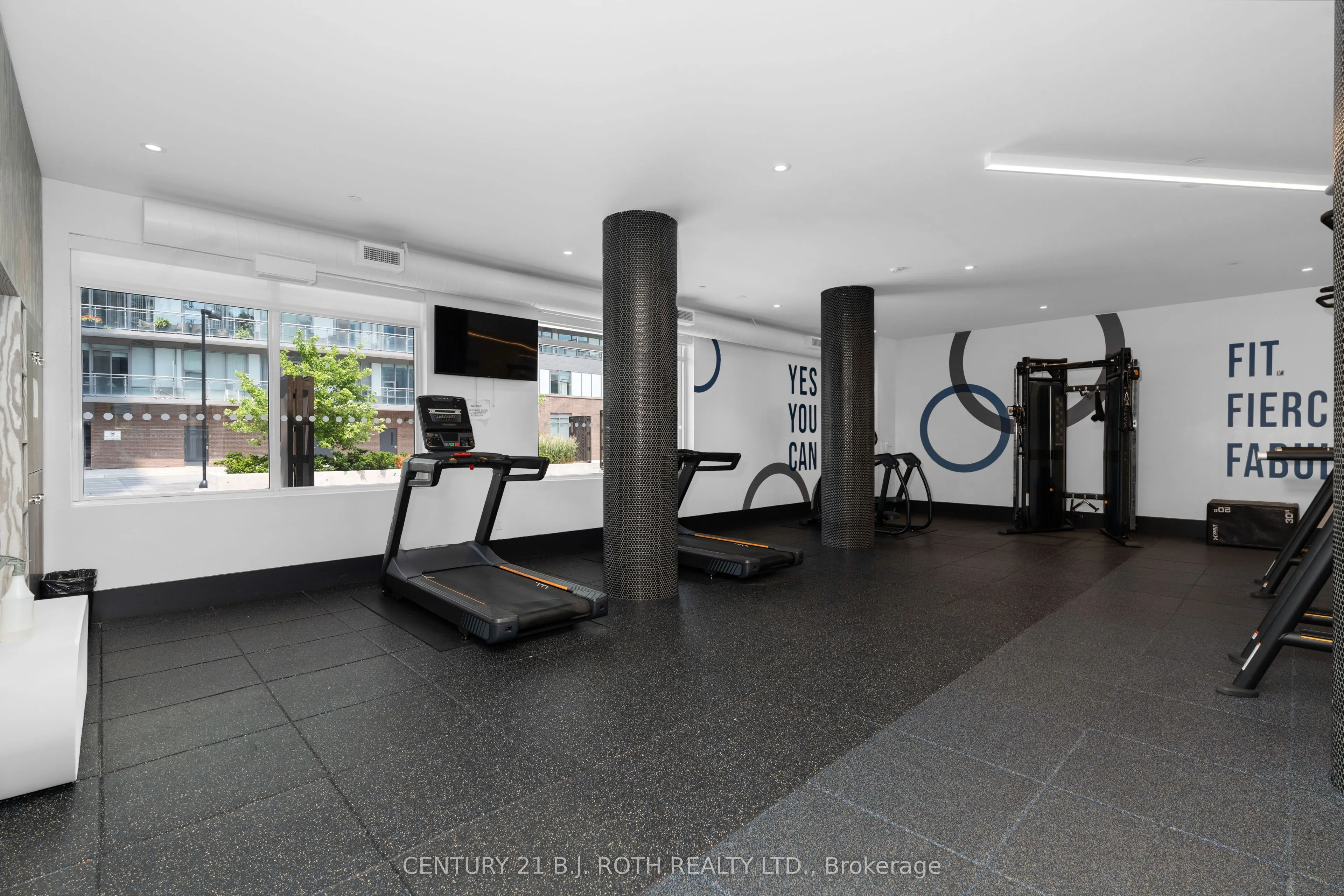 85 Duke Street W, #1507
