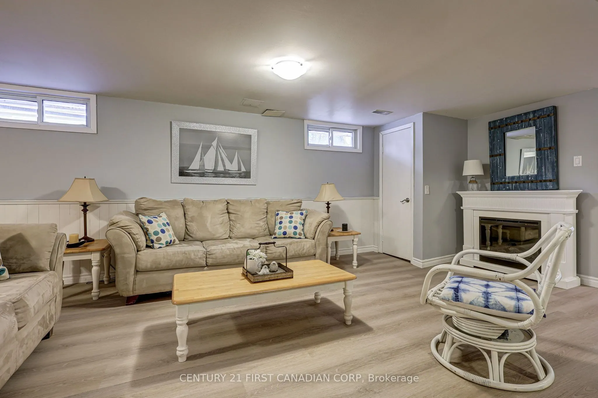 116 Downing Crescent