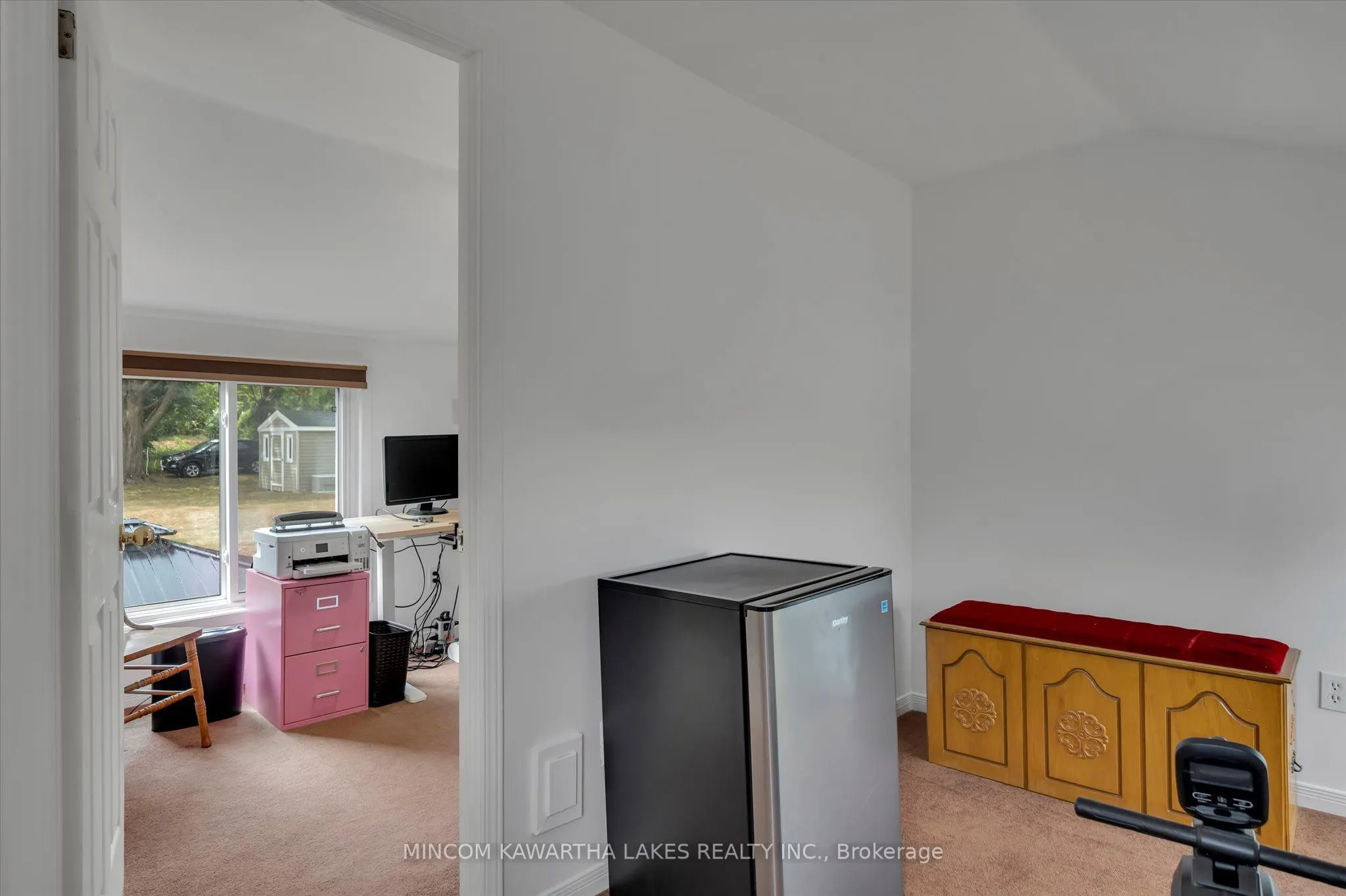 2466 Queen Mary Street