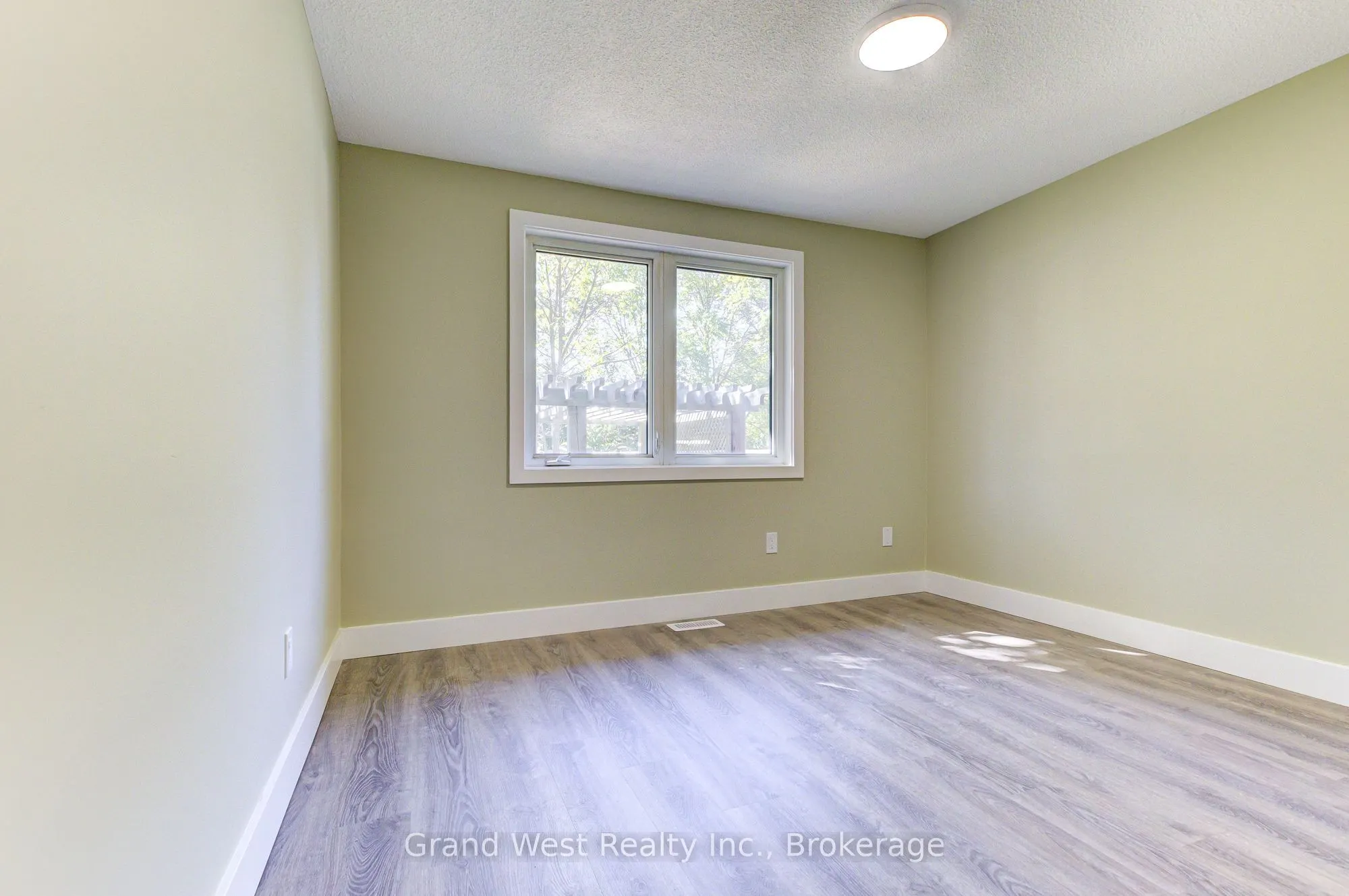 235 Sunset Boulevard