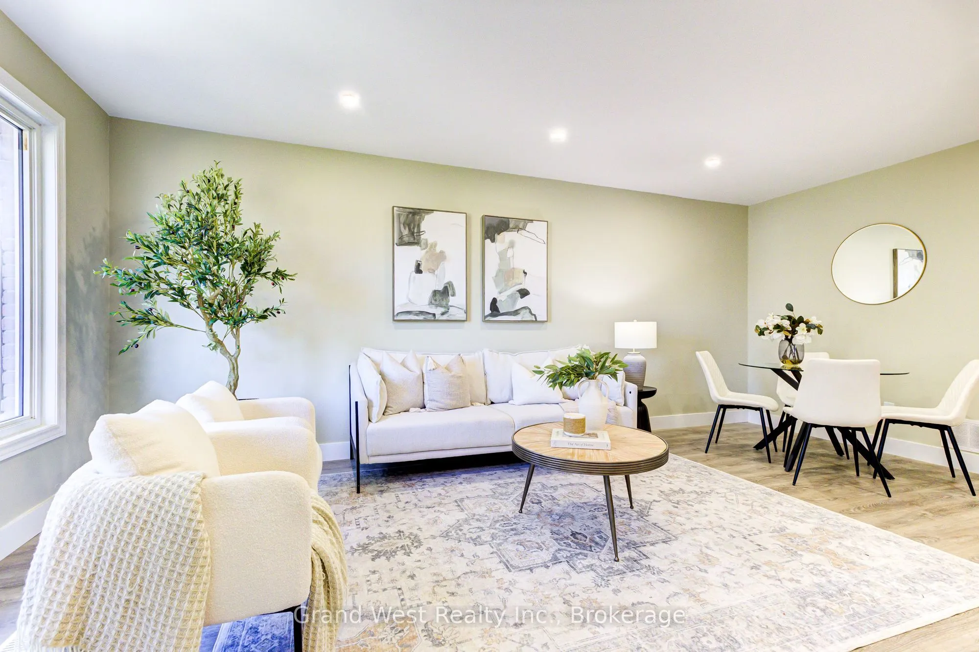235 Sunset Boulevard