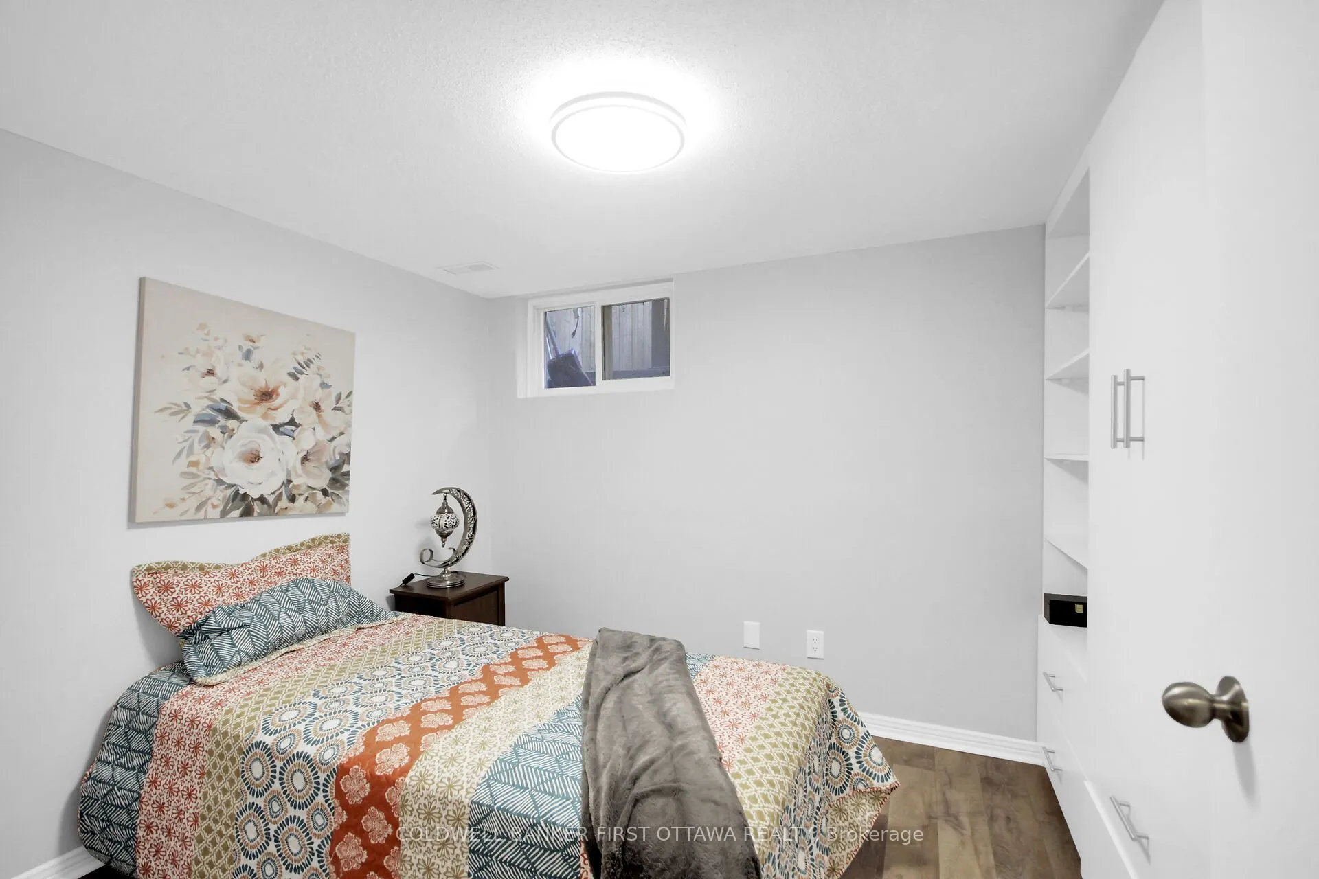 1466 Foxwell Street N, #28