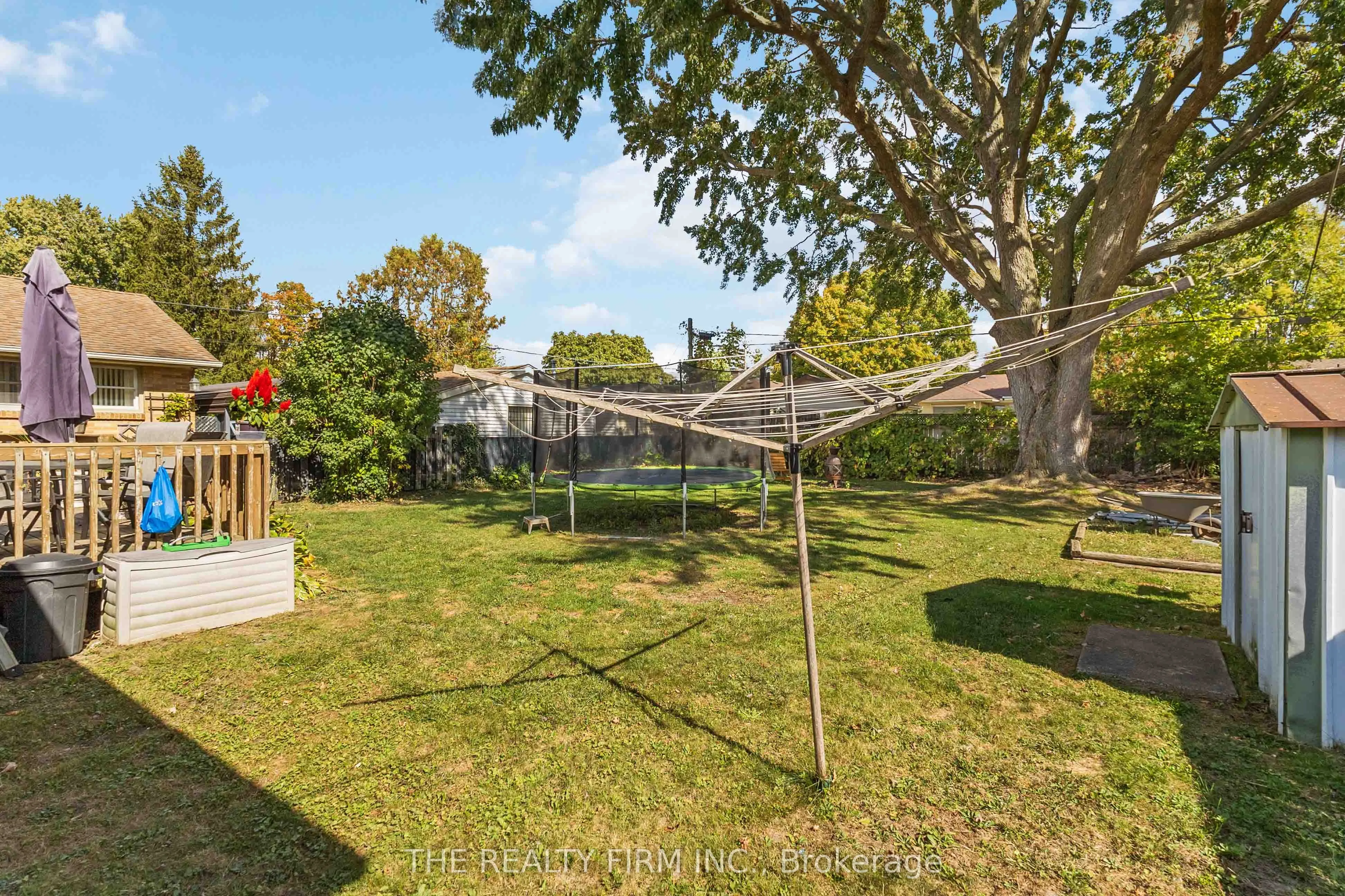 1919 Duluth Crescent