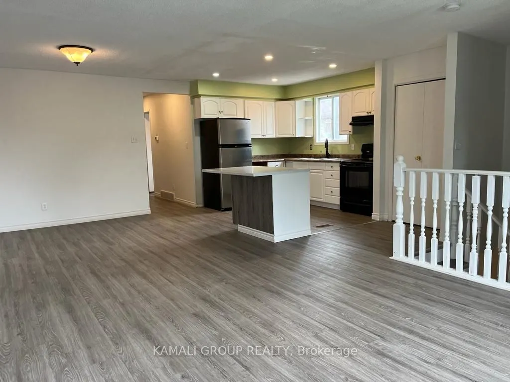 38 Mayfair Drive, #MAIN
