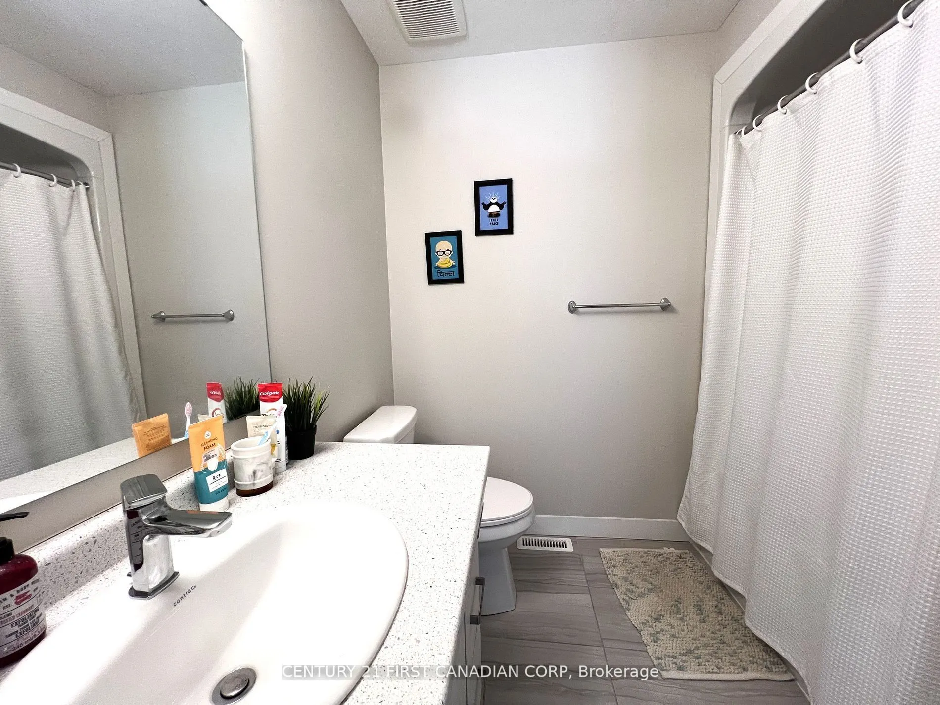 962 WEST VILLAGE Square