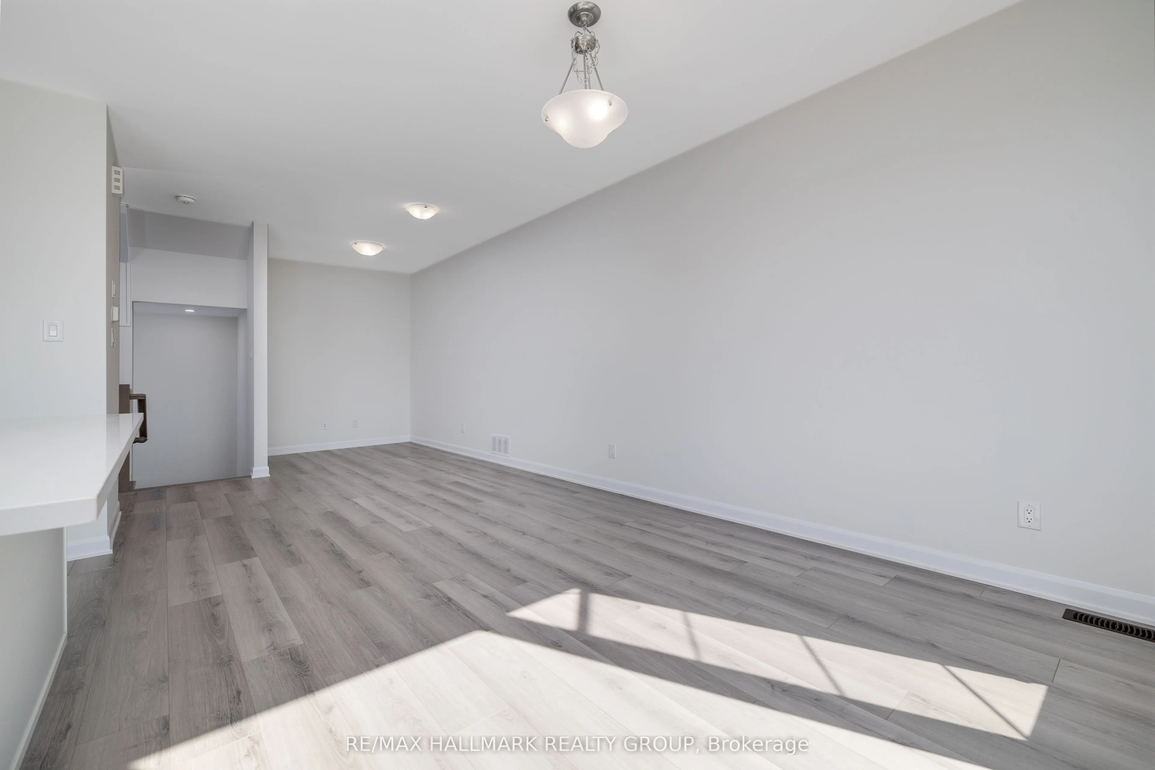 305 RAHEEN Court
