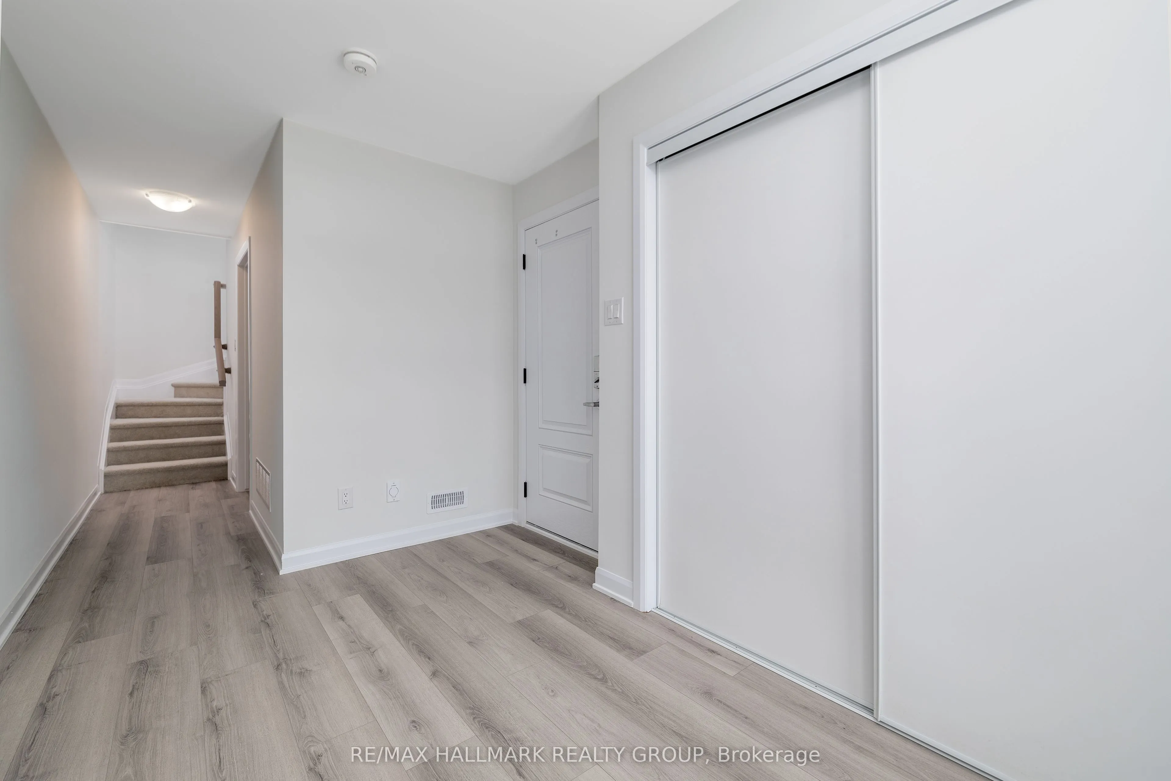 305 RAHEEN Court