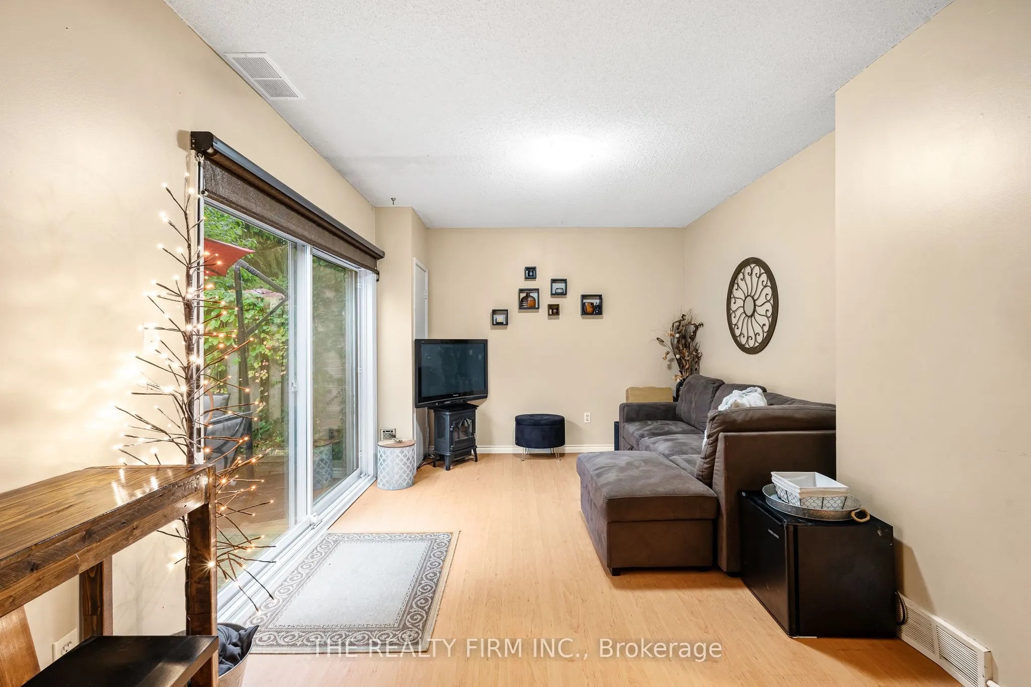 1990 Wavell Street, #67