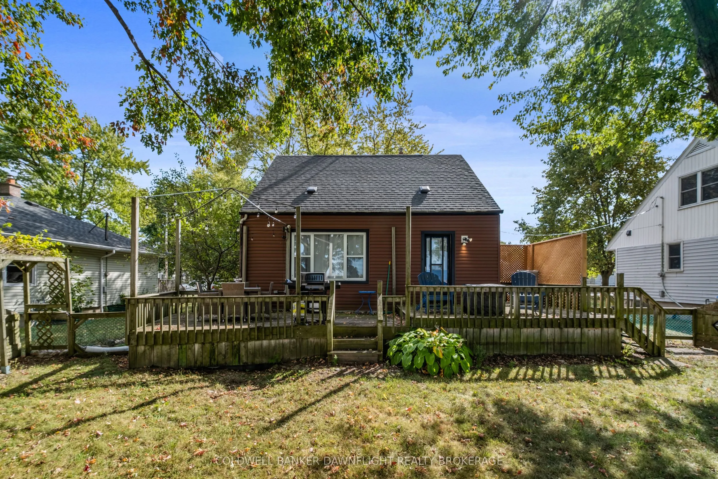 142 Algonquin Drive