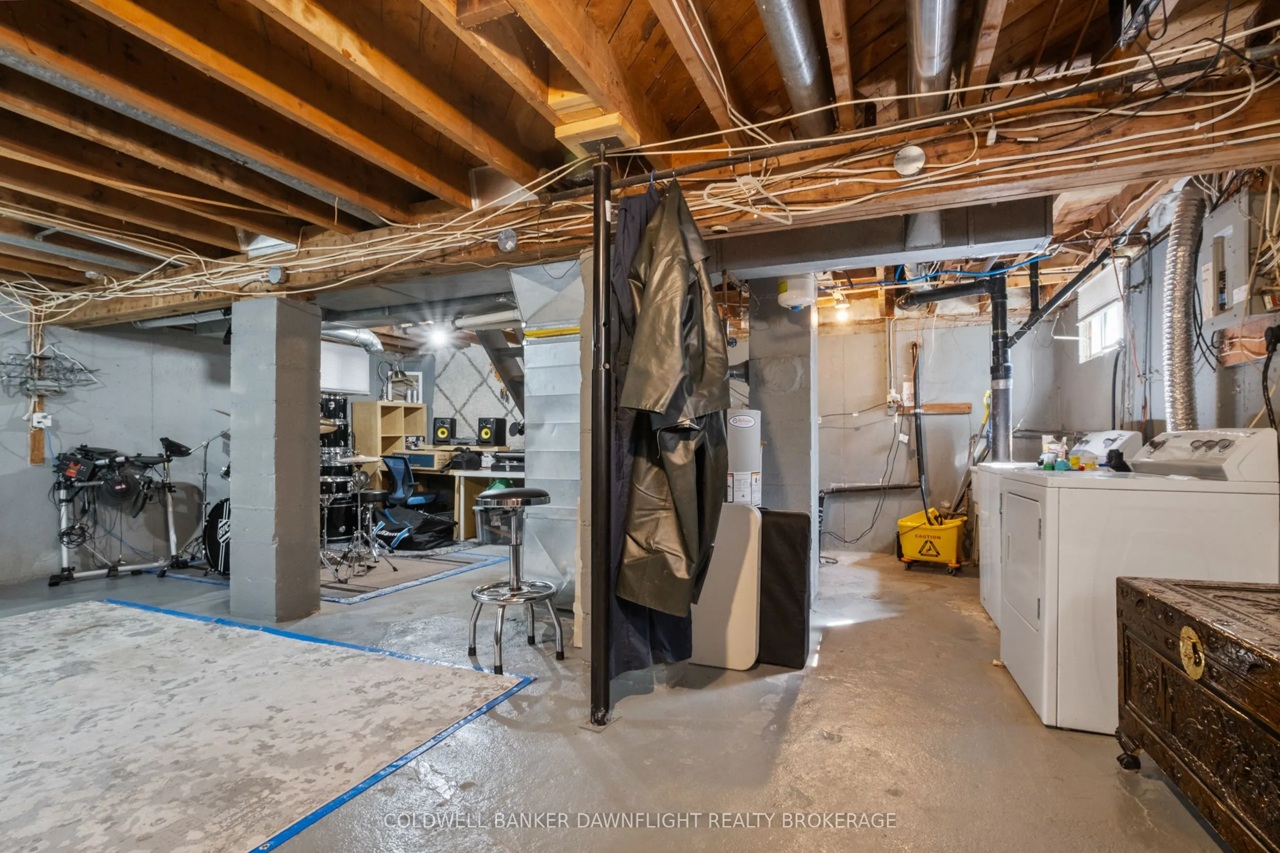 142 Algonquin Drive
