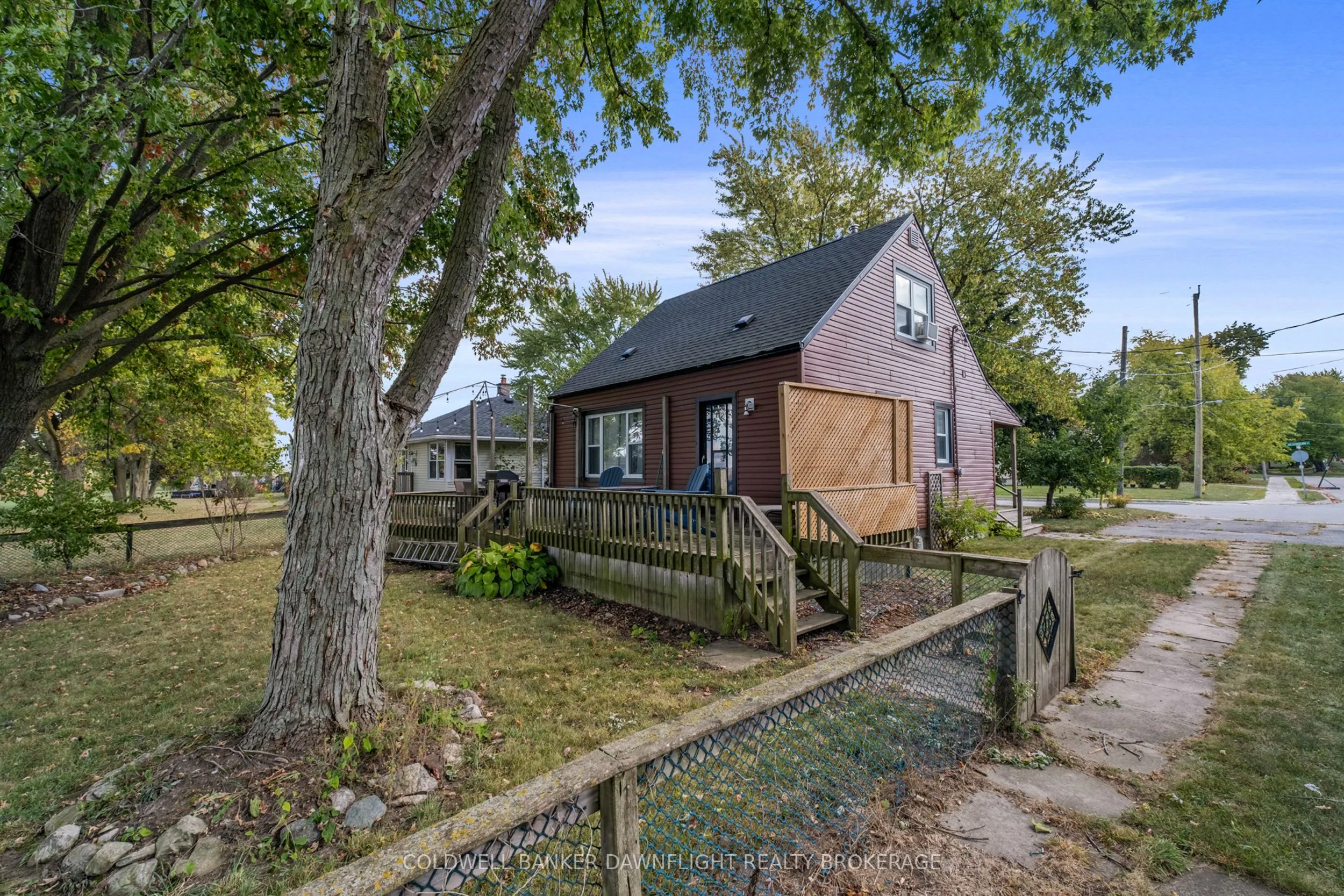 142 Algonquin Drive