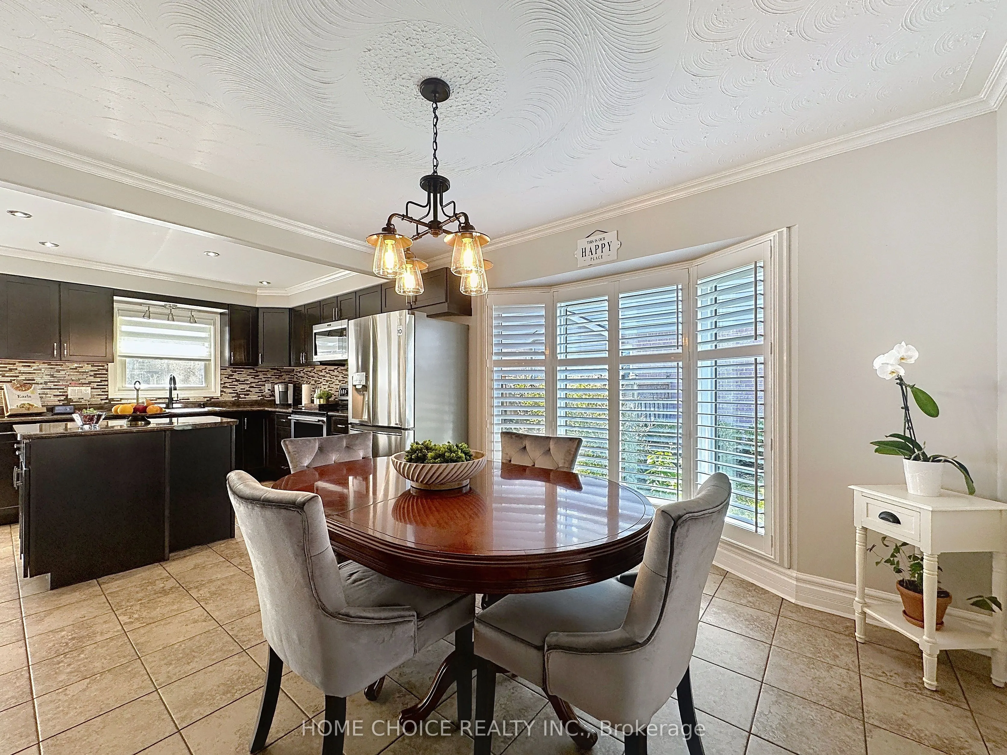 49 Riviera Ridge