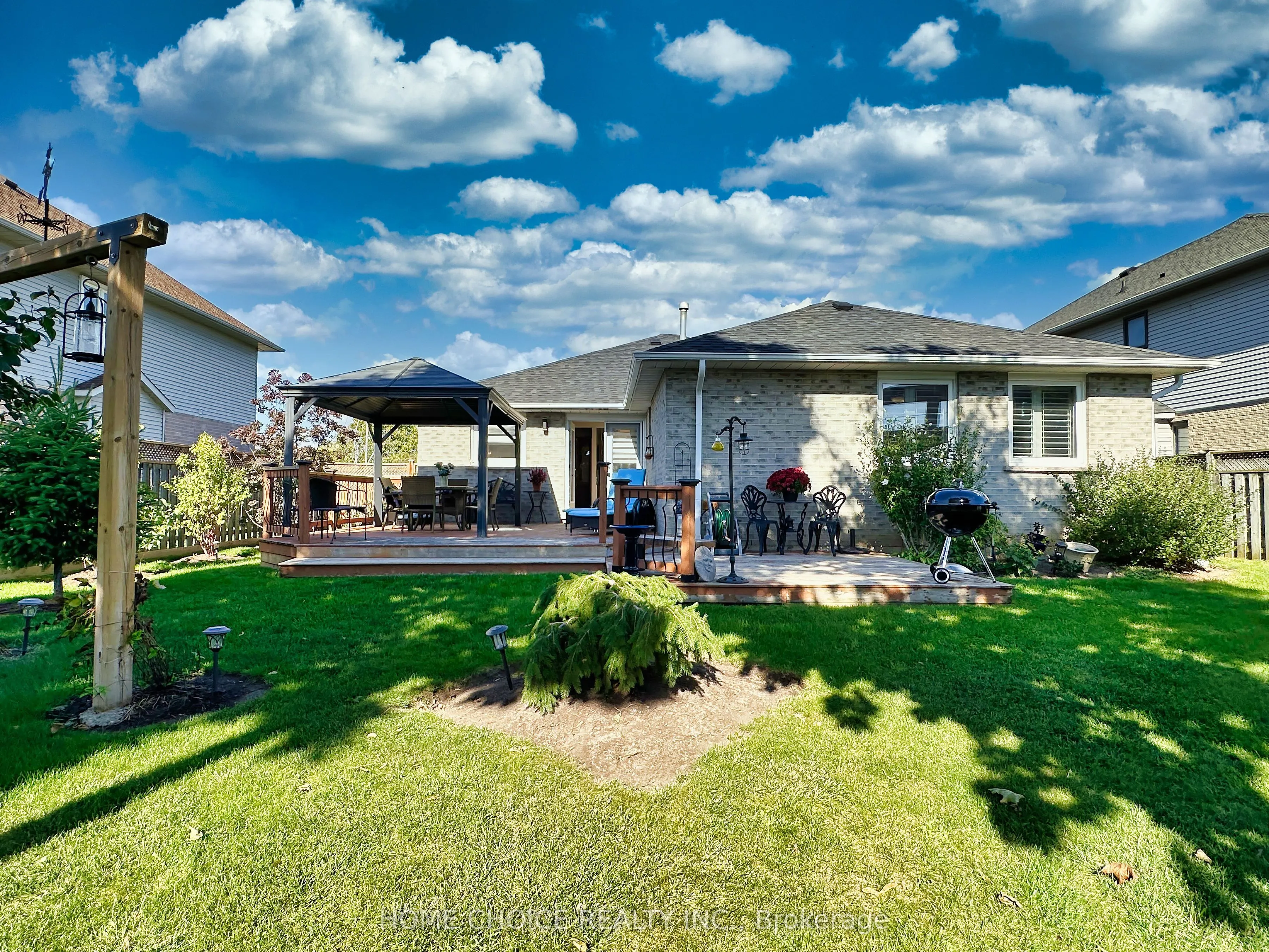 49 Riviera Ridge