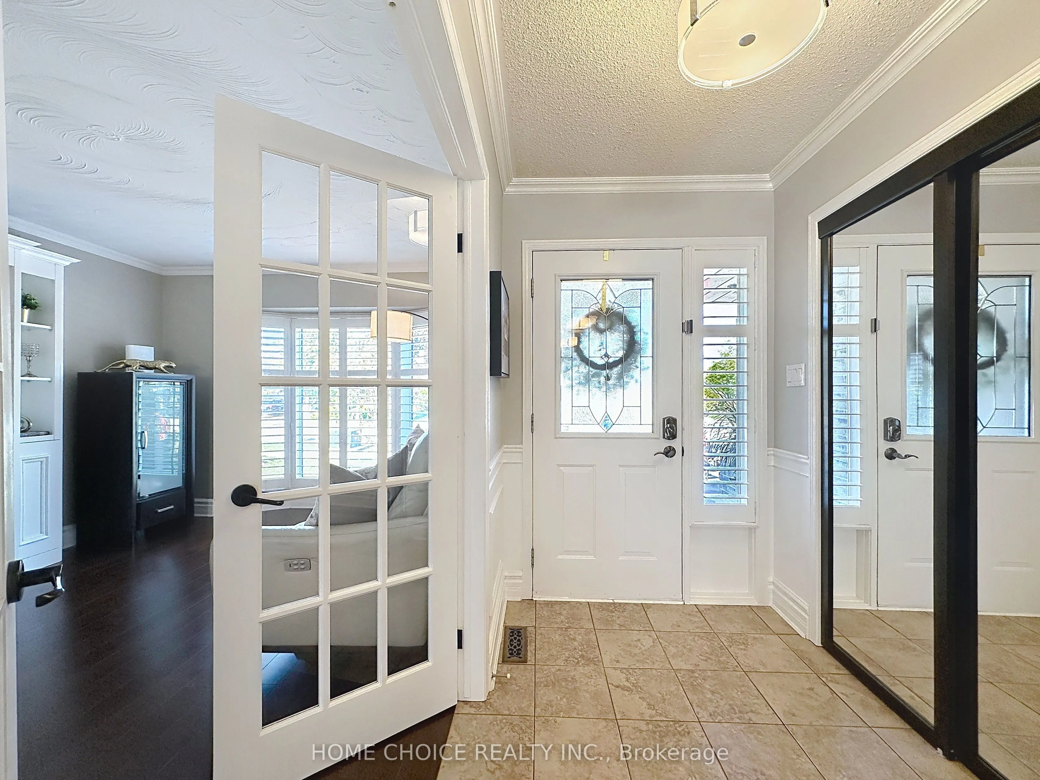 49 Riviera Ridge